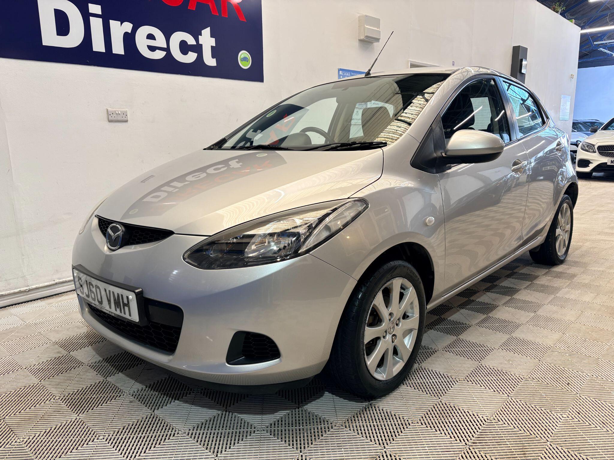 Mazda Mazda2 view 12