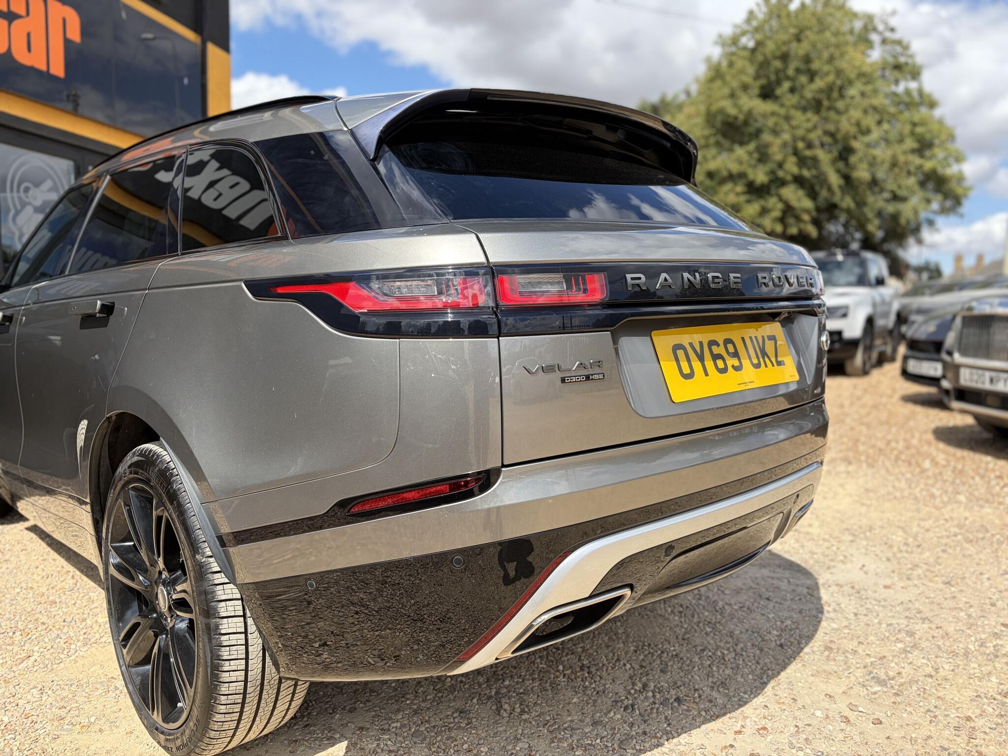 Land Rover Range Rover Velar view 8