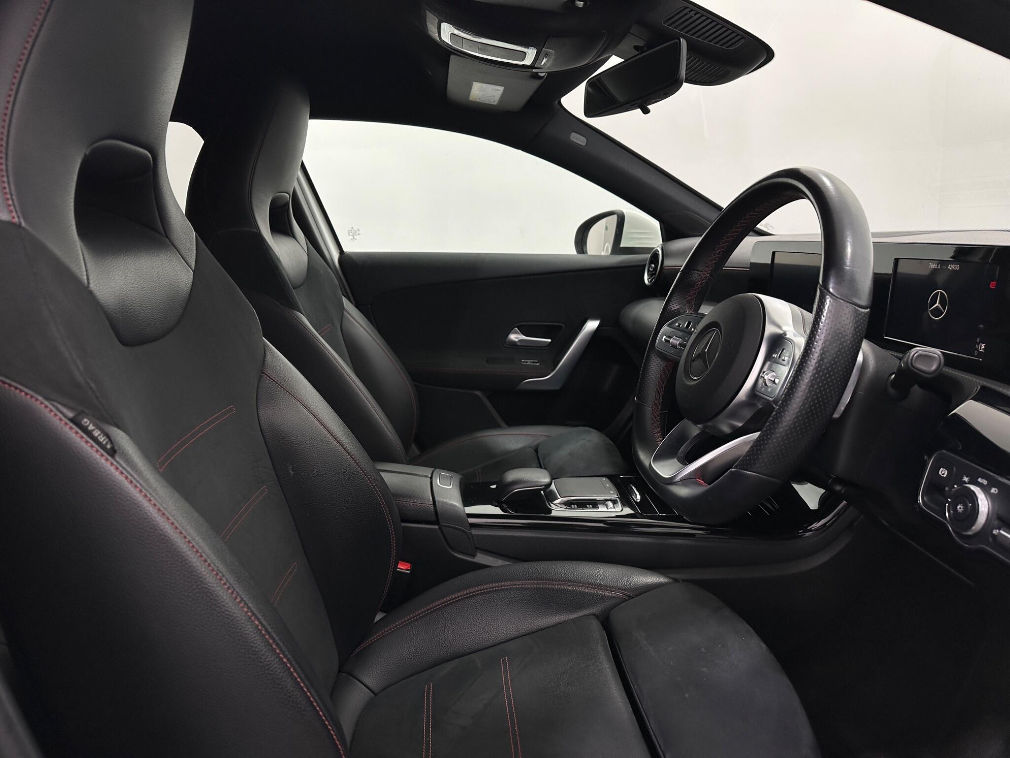 Mercedes-Benz A-Class view 32