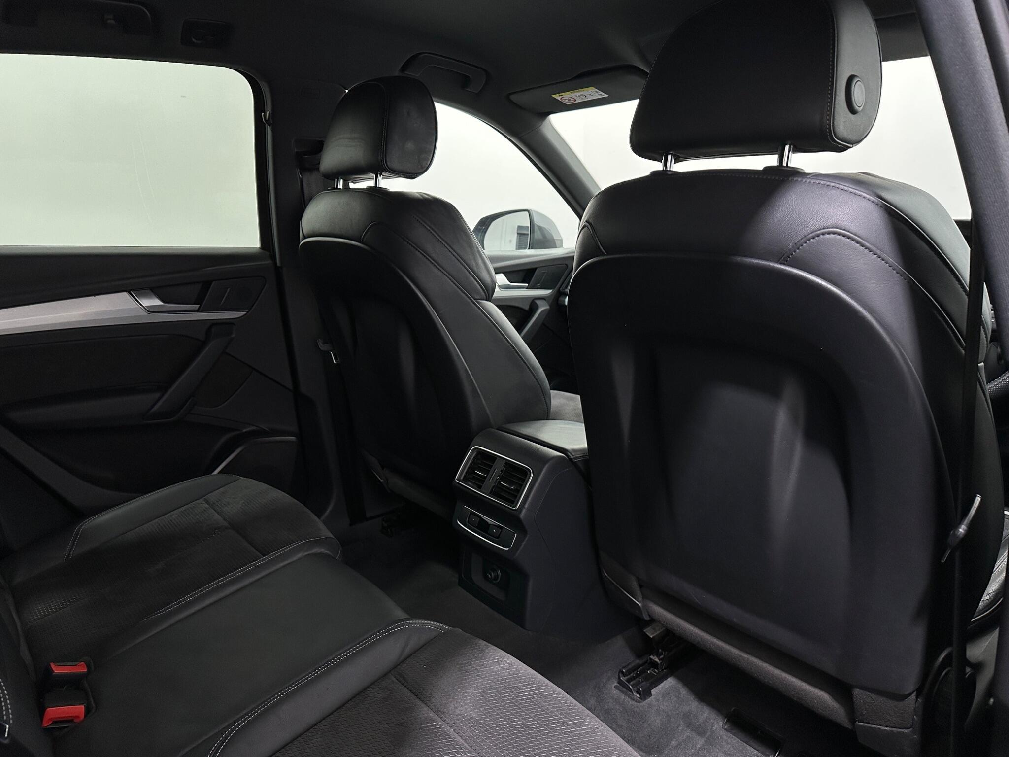 Audi Q5 view 41