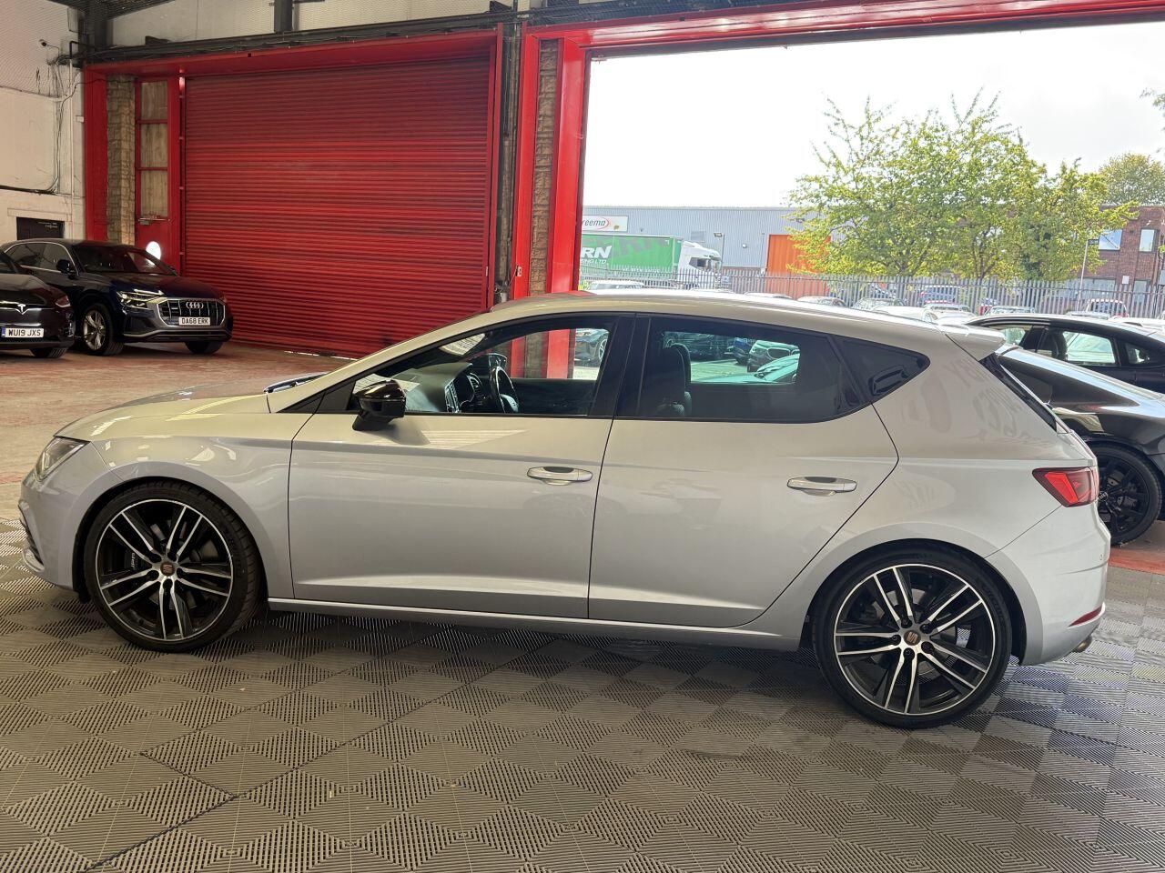 Seat Leon Leon view 6
