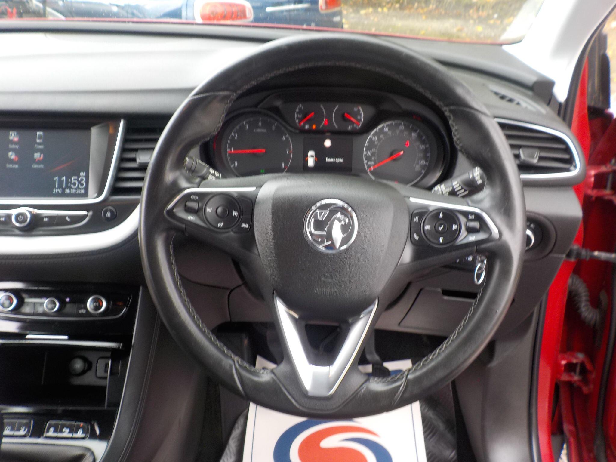 Vauxhall Grandland X 1.2 Turbo SE Euro 6 (s/s) 5dr