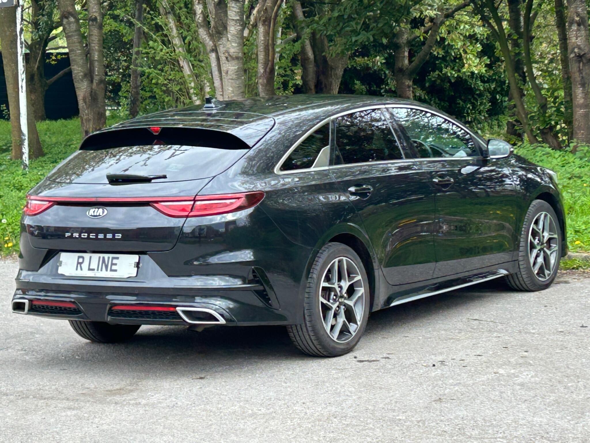 Kia Proceed view 13