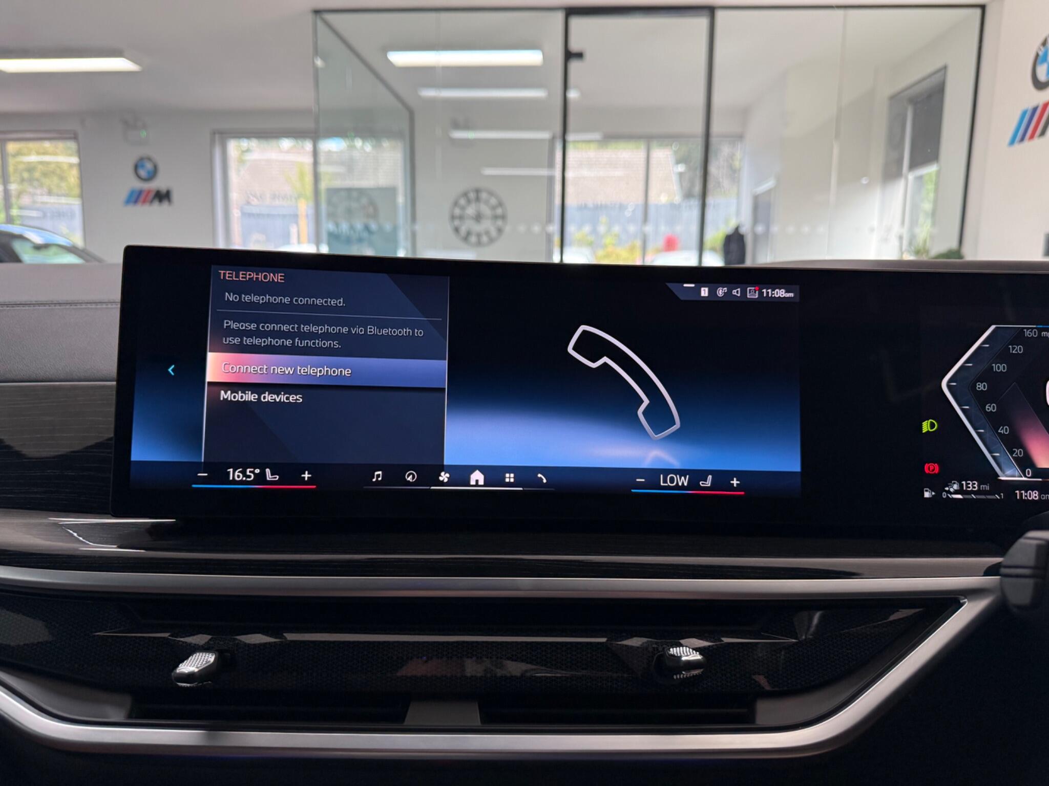 BMW X5 view 28
