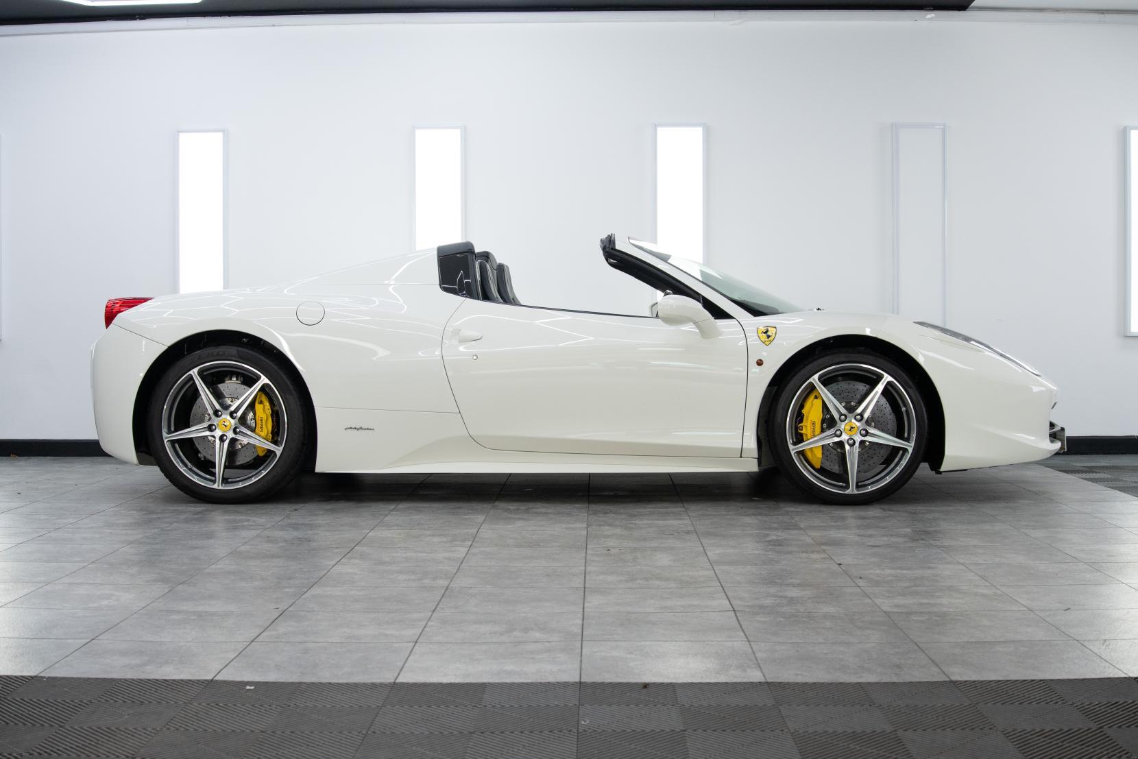 Ferrari 458 view 3