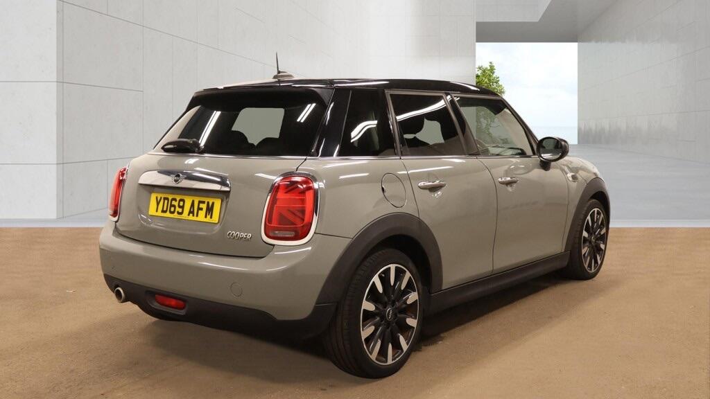 Mini Hatch view 4