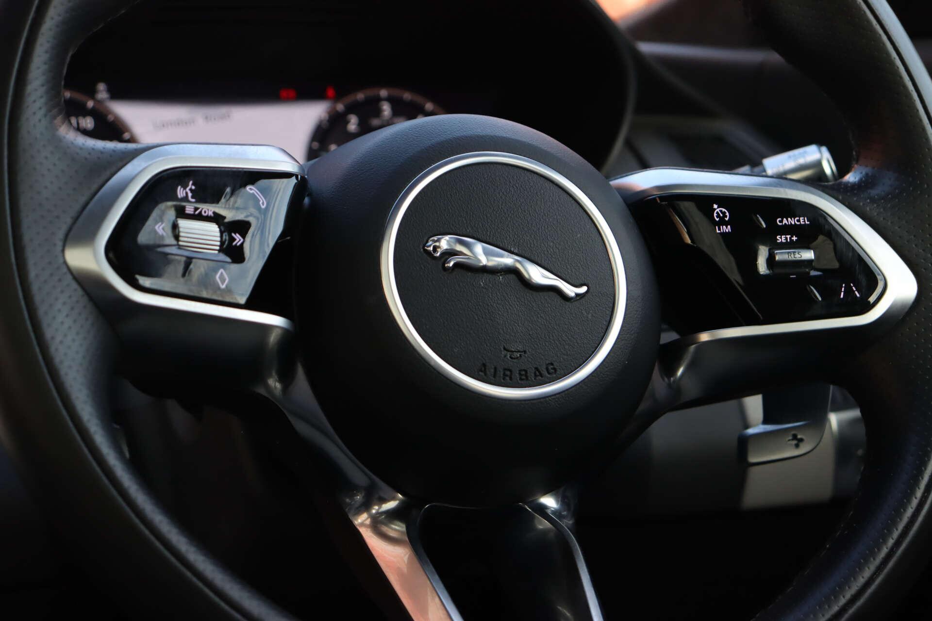 Jaguar E-Pace view 34