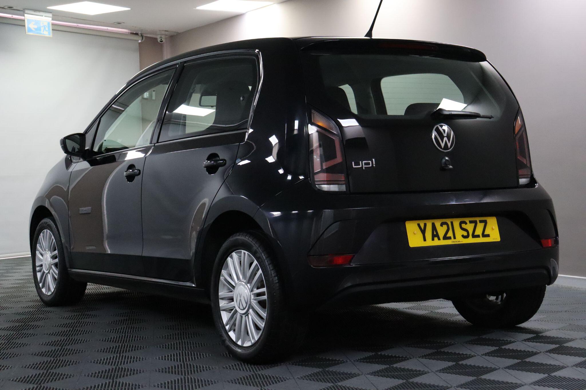 Volkswagen Up! view 22