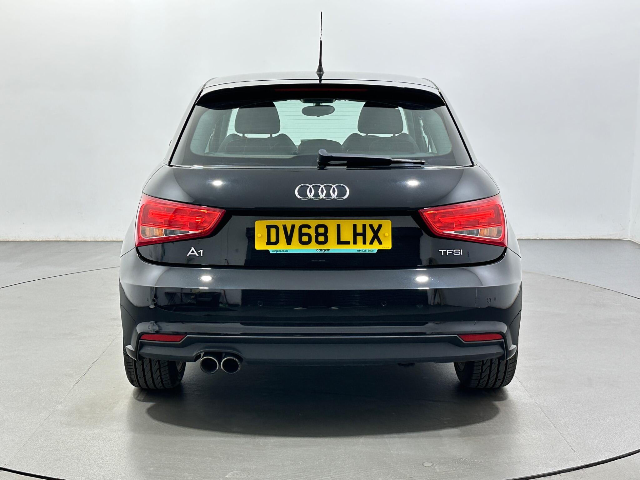 Audi A1 view 7