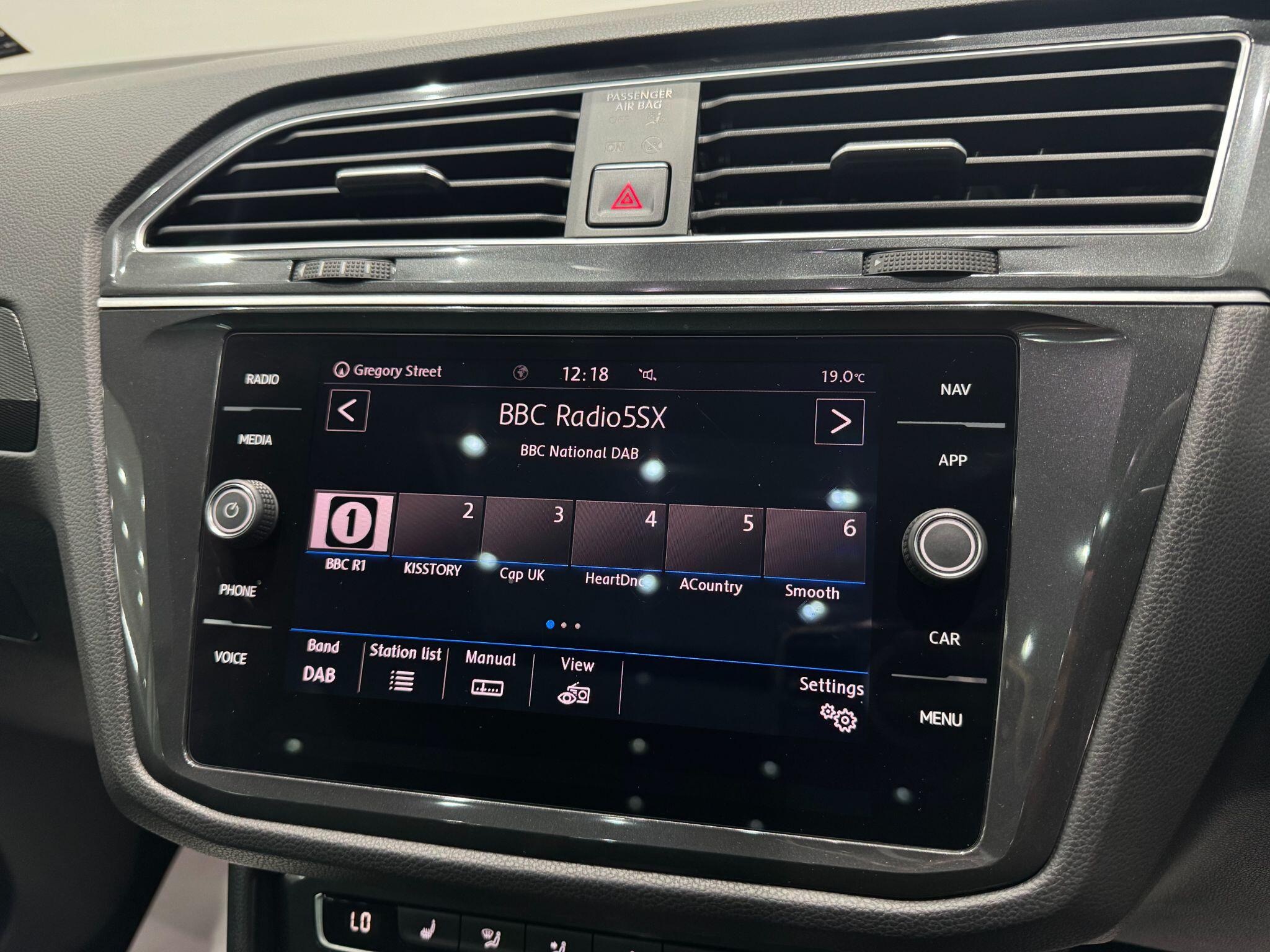 Volkswagen Tiguan view 38