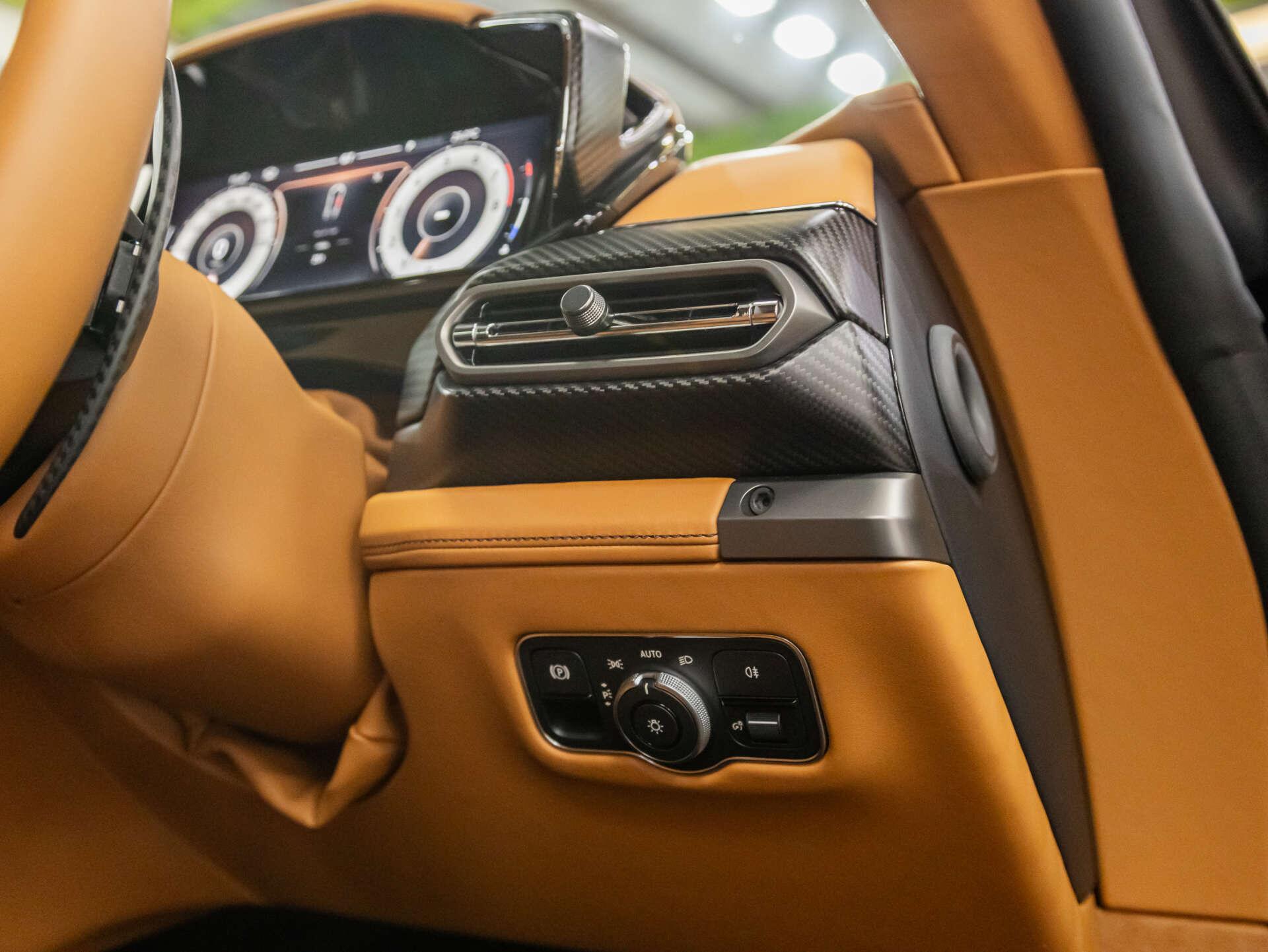 Aston Martin Vanquish view 48