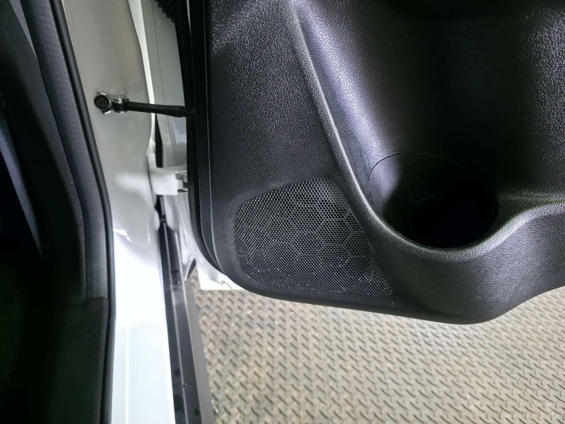 Suzuki Vitara view 44