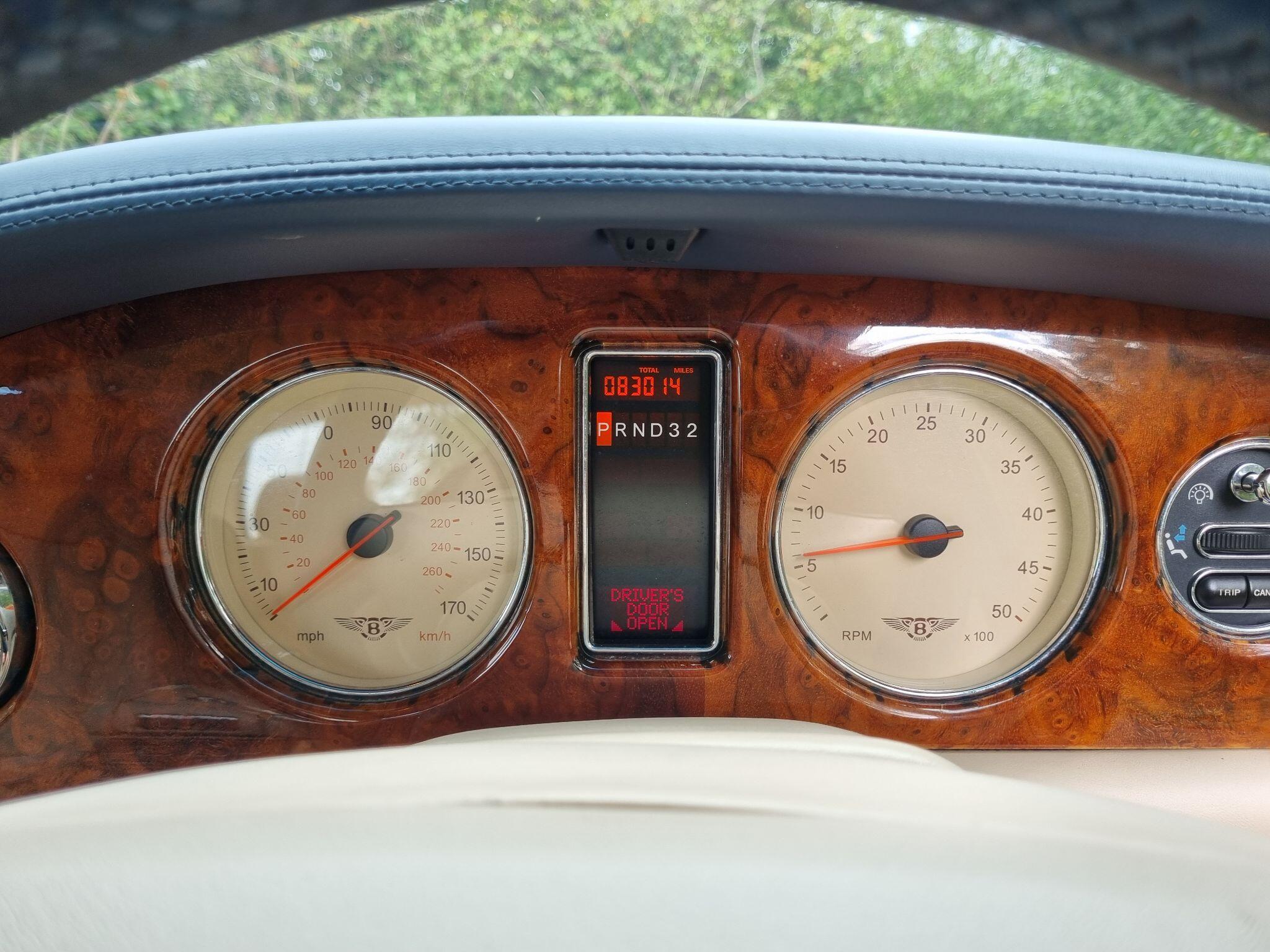Bentley Arnage view 15