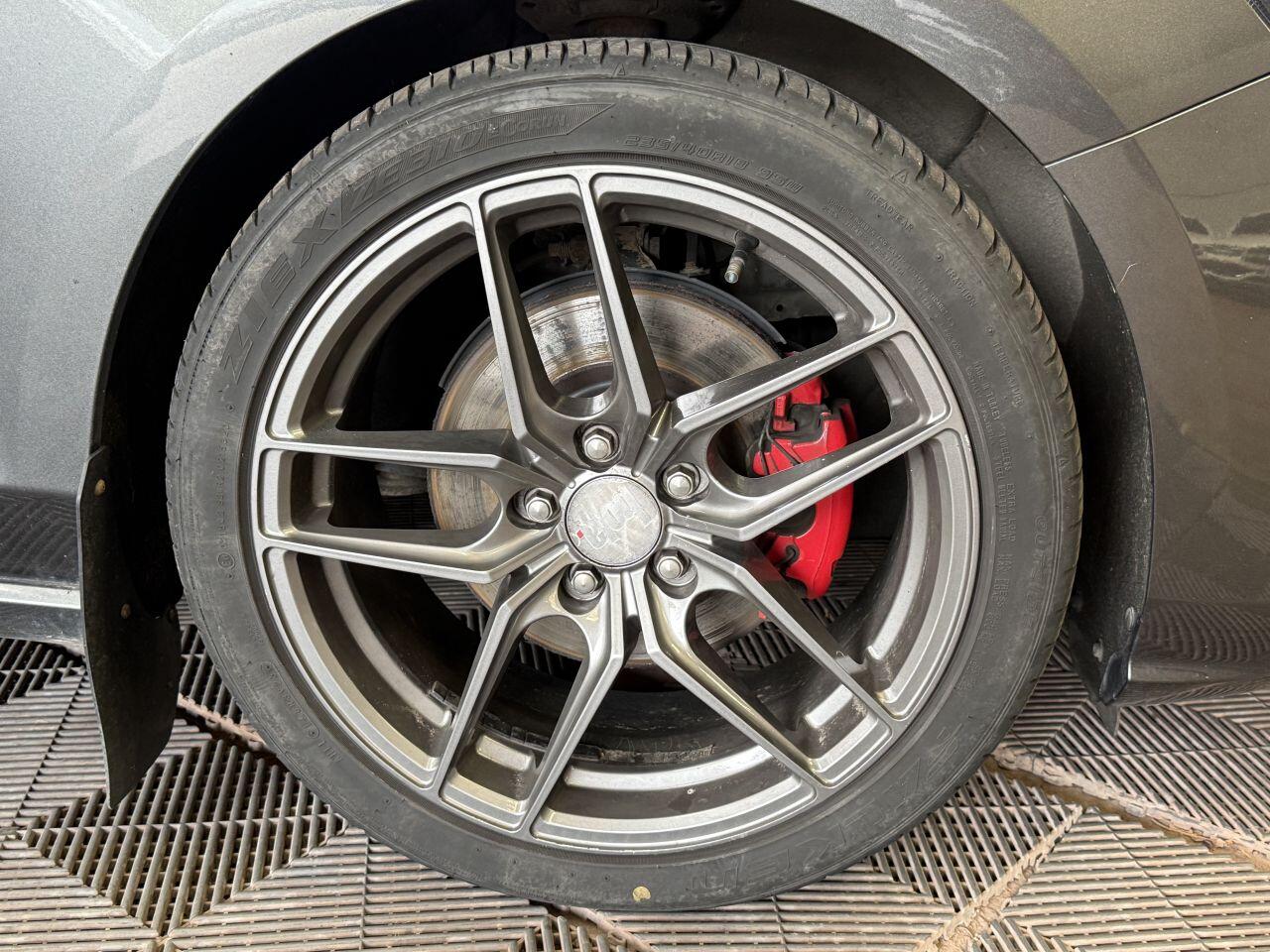 Ford Focus view 19