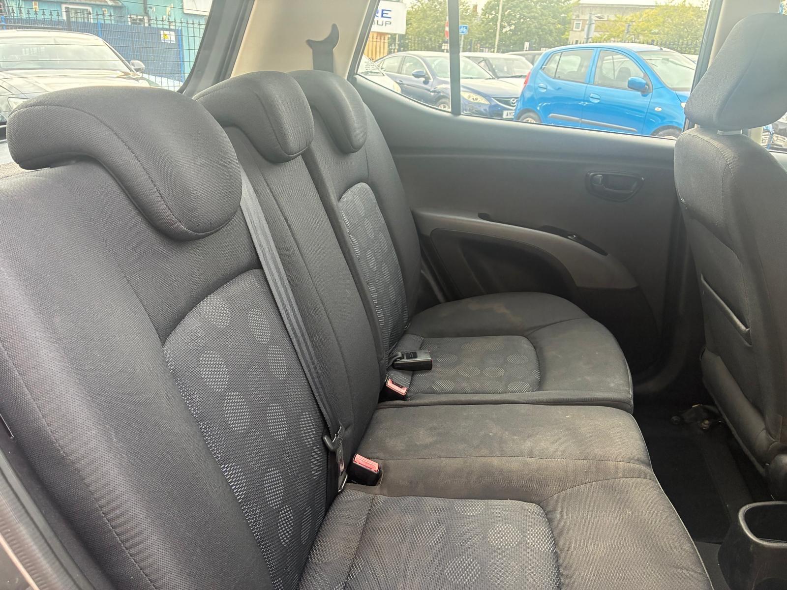 Hyundai i10 view 17