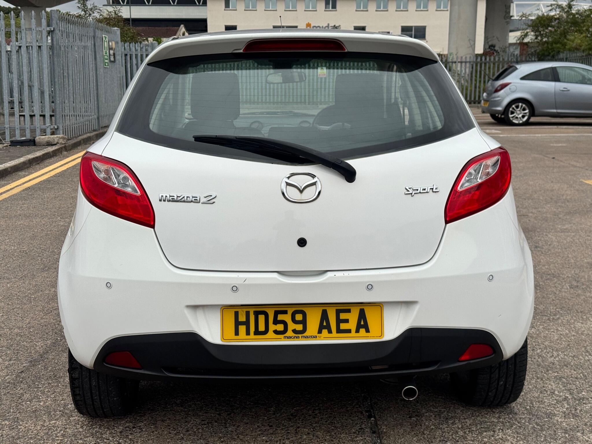 Mazda Mazda2 view 12