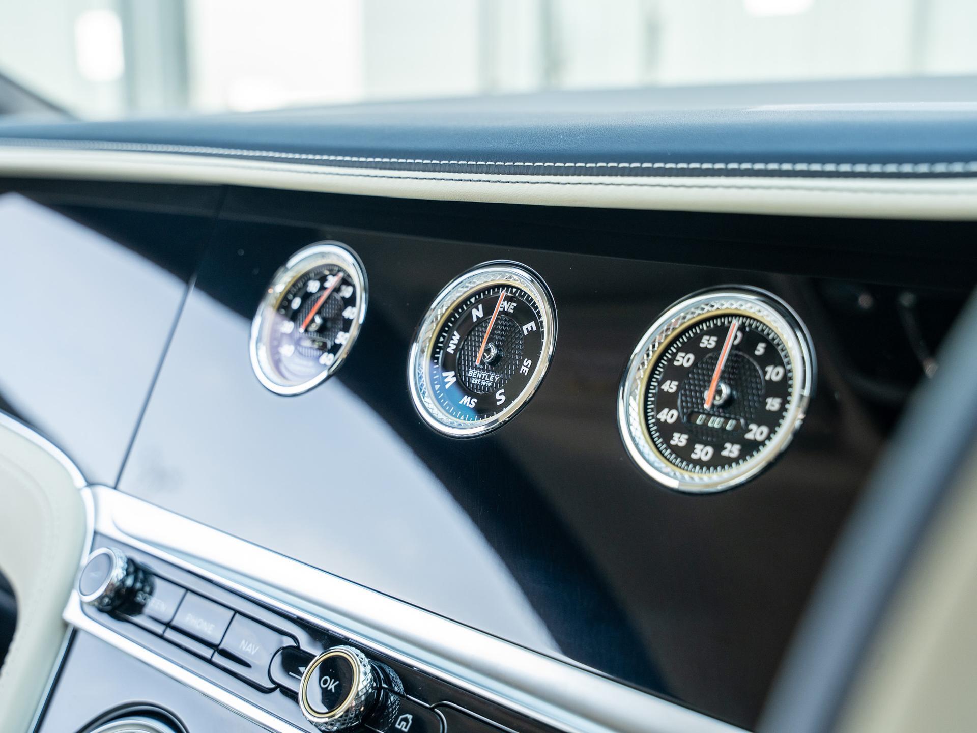 Bentley Continental view 33