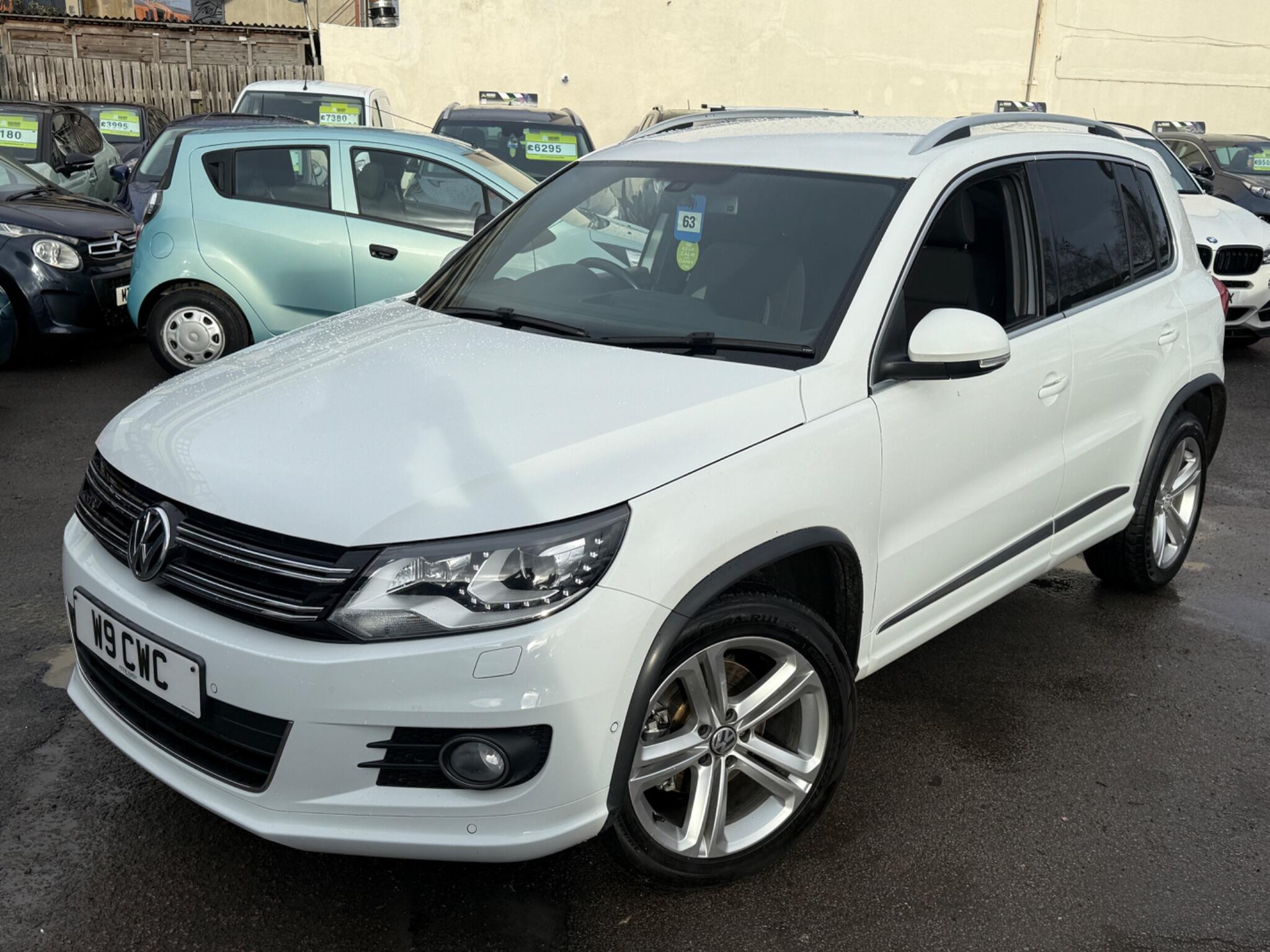 Volkswagen Tiguan - Image 10