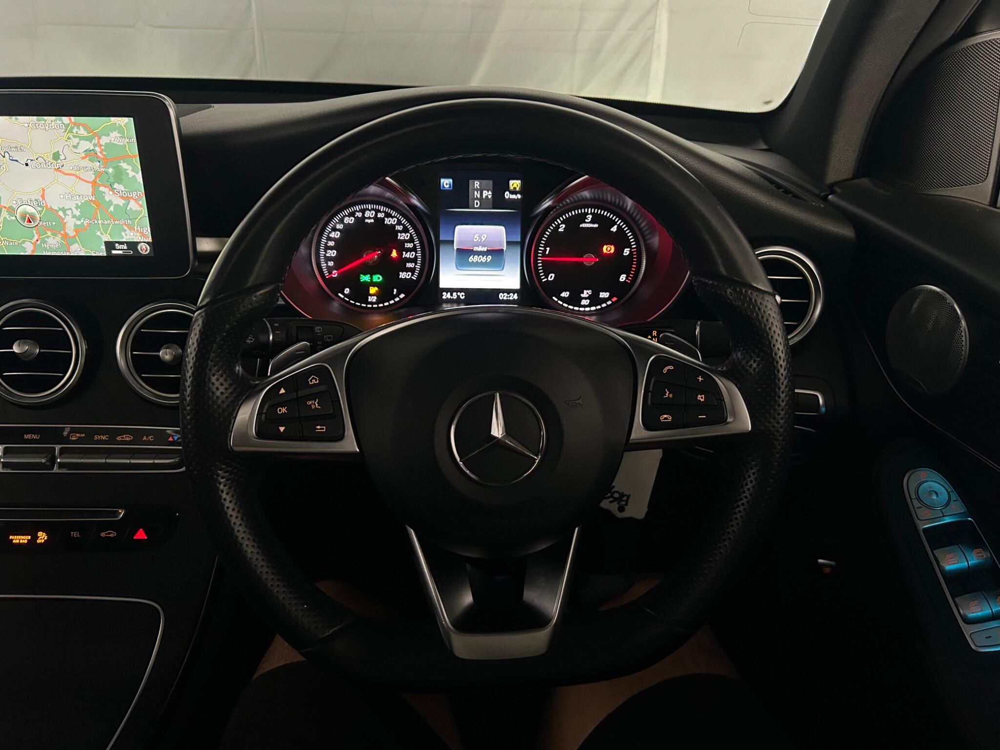 Mercedes-Benz GLC view 47