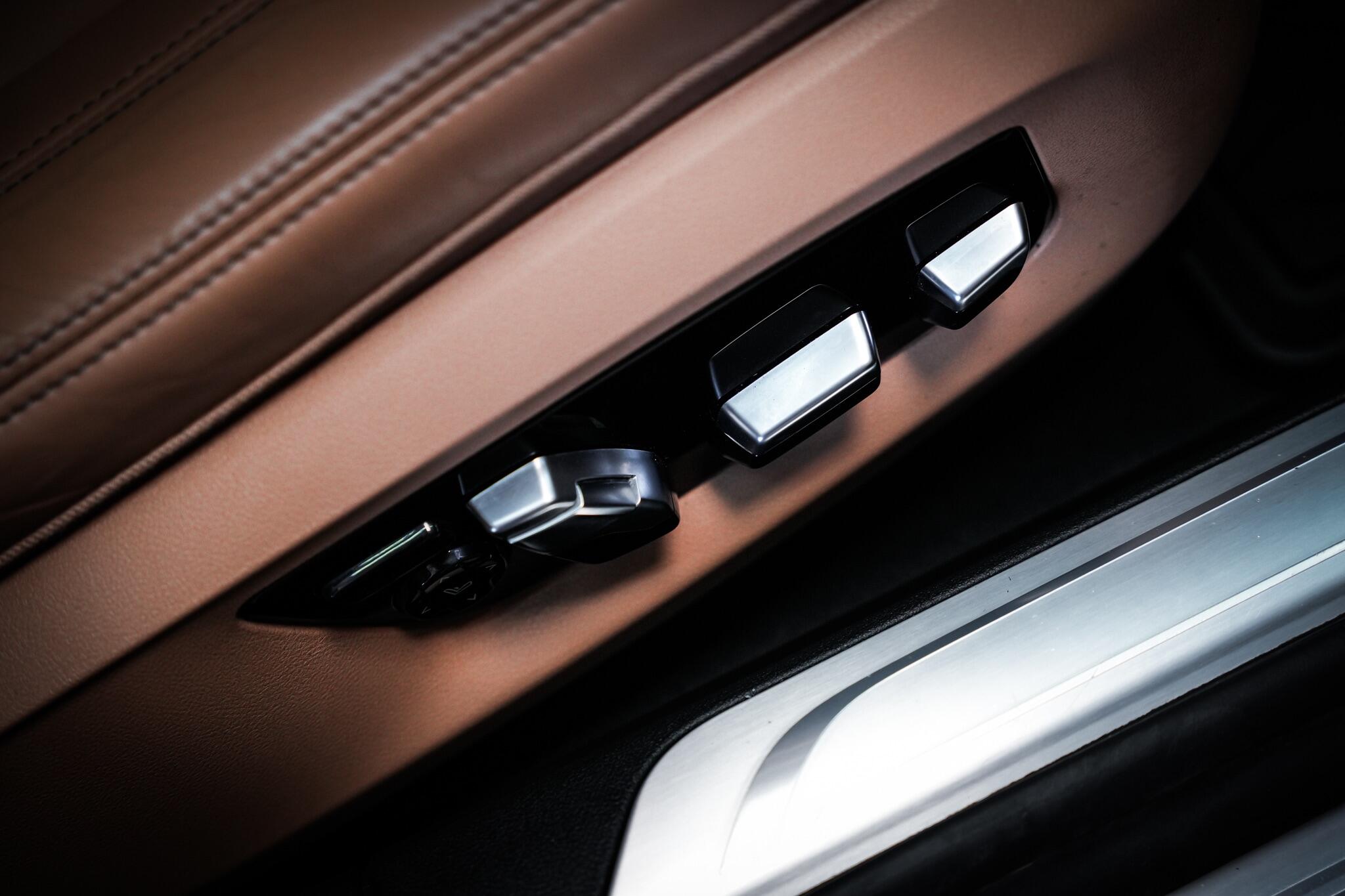 BMW 7 Series view 54