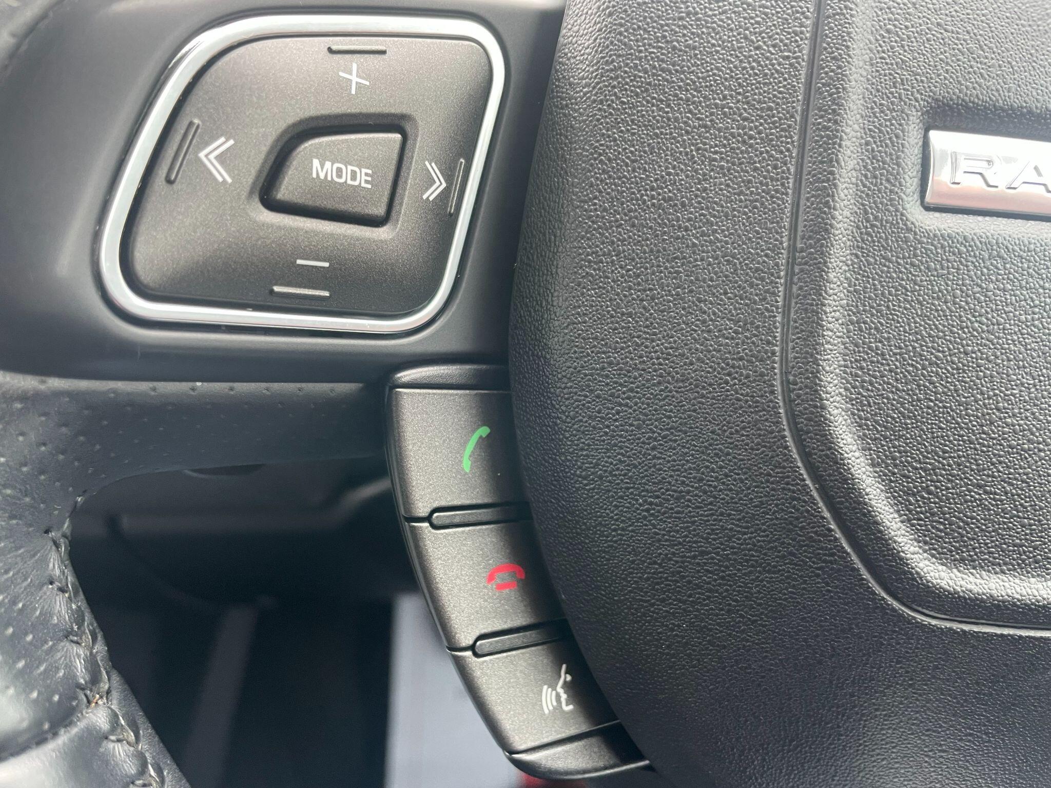 Land Rover Range Rover Evoque view 23
