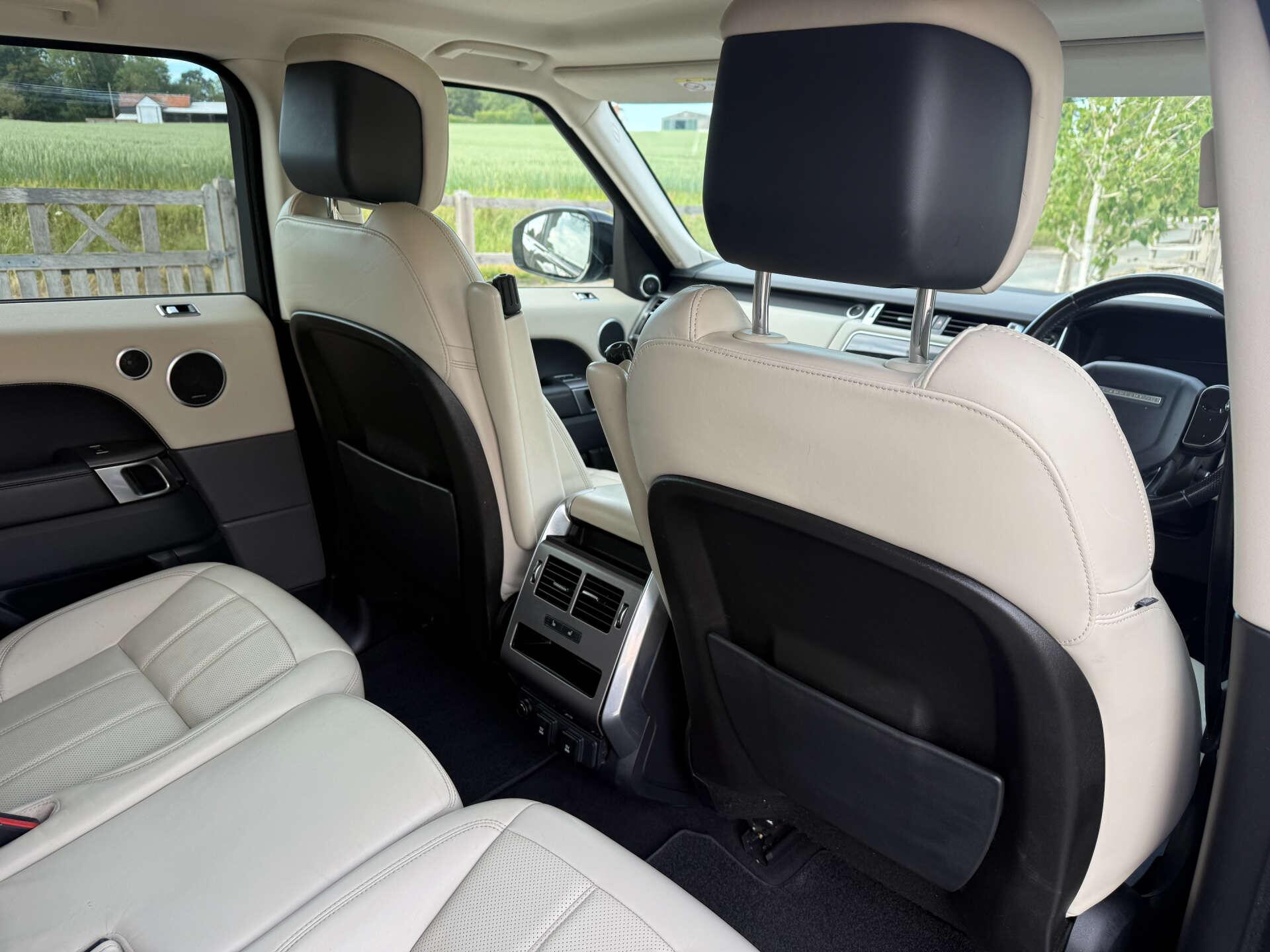 Land Rover Range Rover Sport view 16