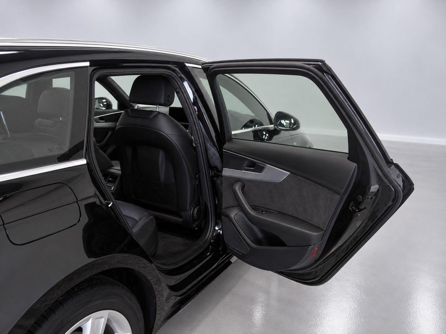 Audi A4 view 27