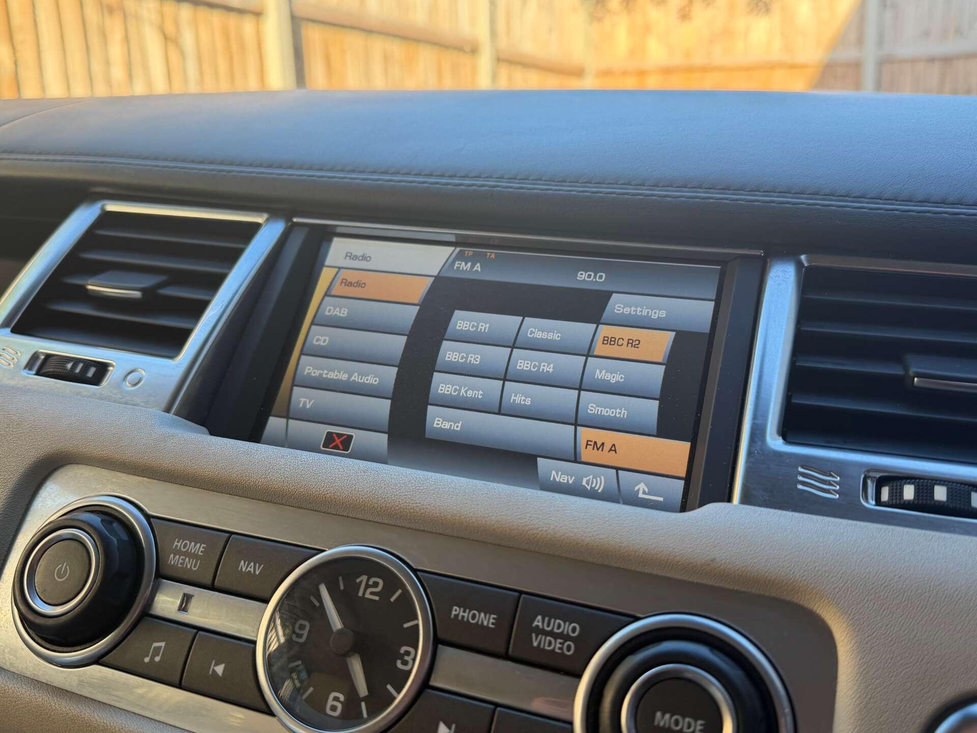 Land Rover Range Rover Sport view 21