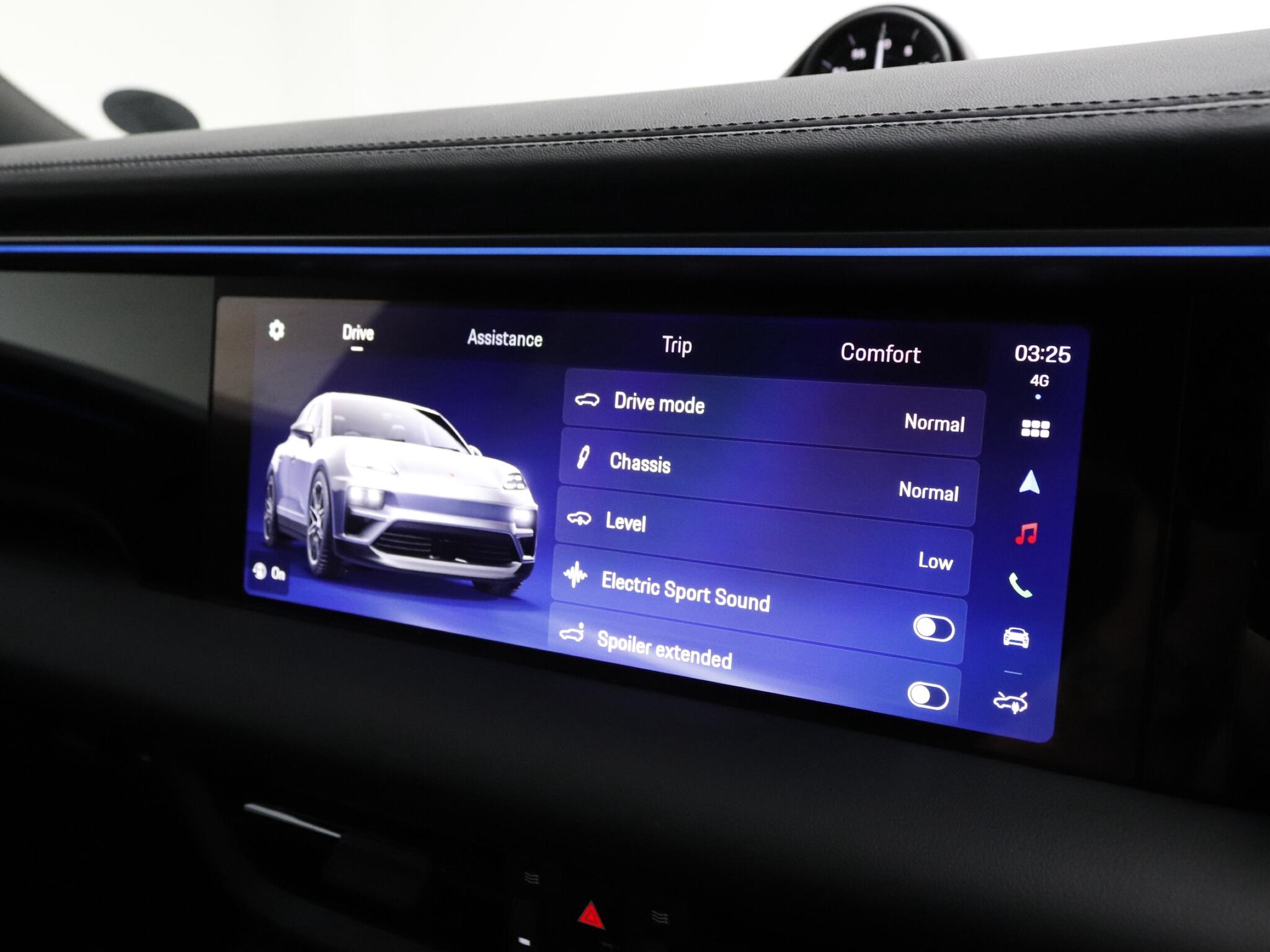 Porsche Macan view 35