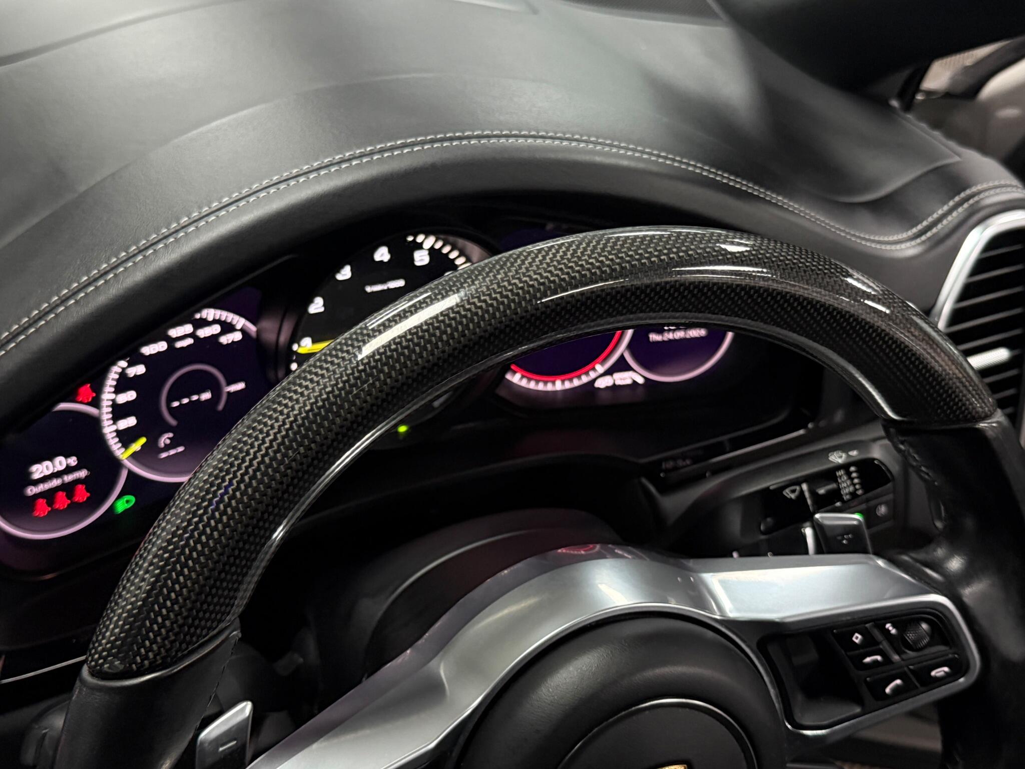 Porsche Cayenne view 47