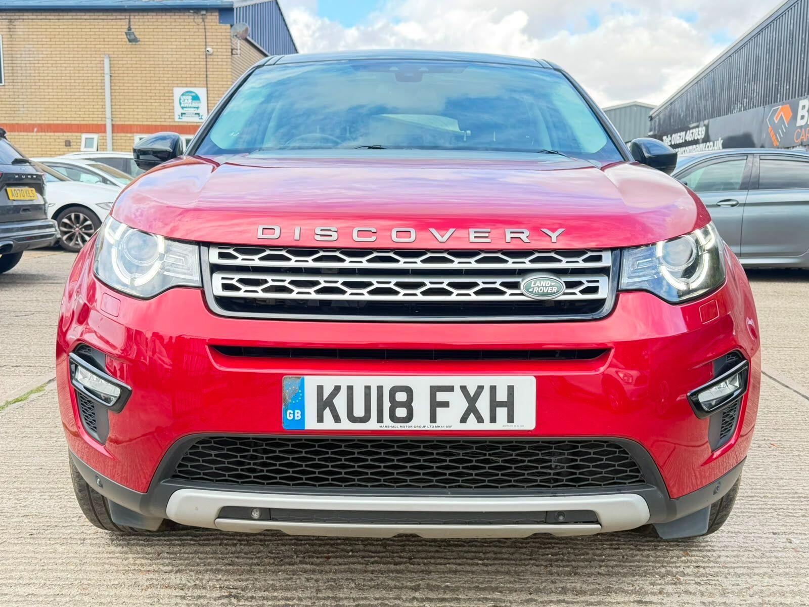 Land Rover Discovery Sport view 2