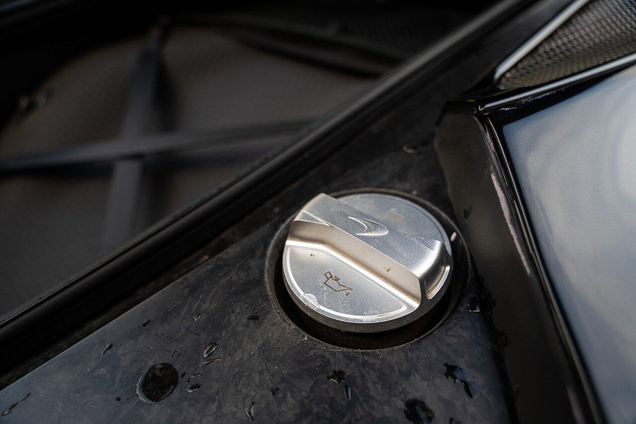 McLaren GT view 83