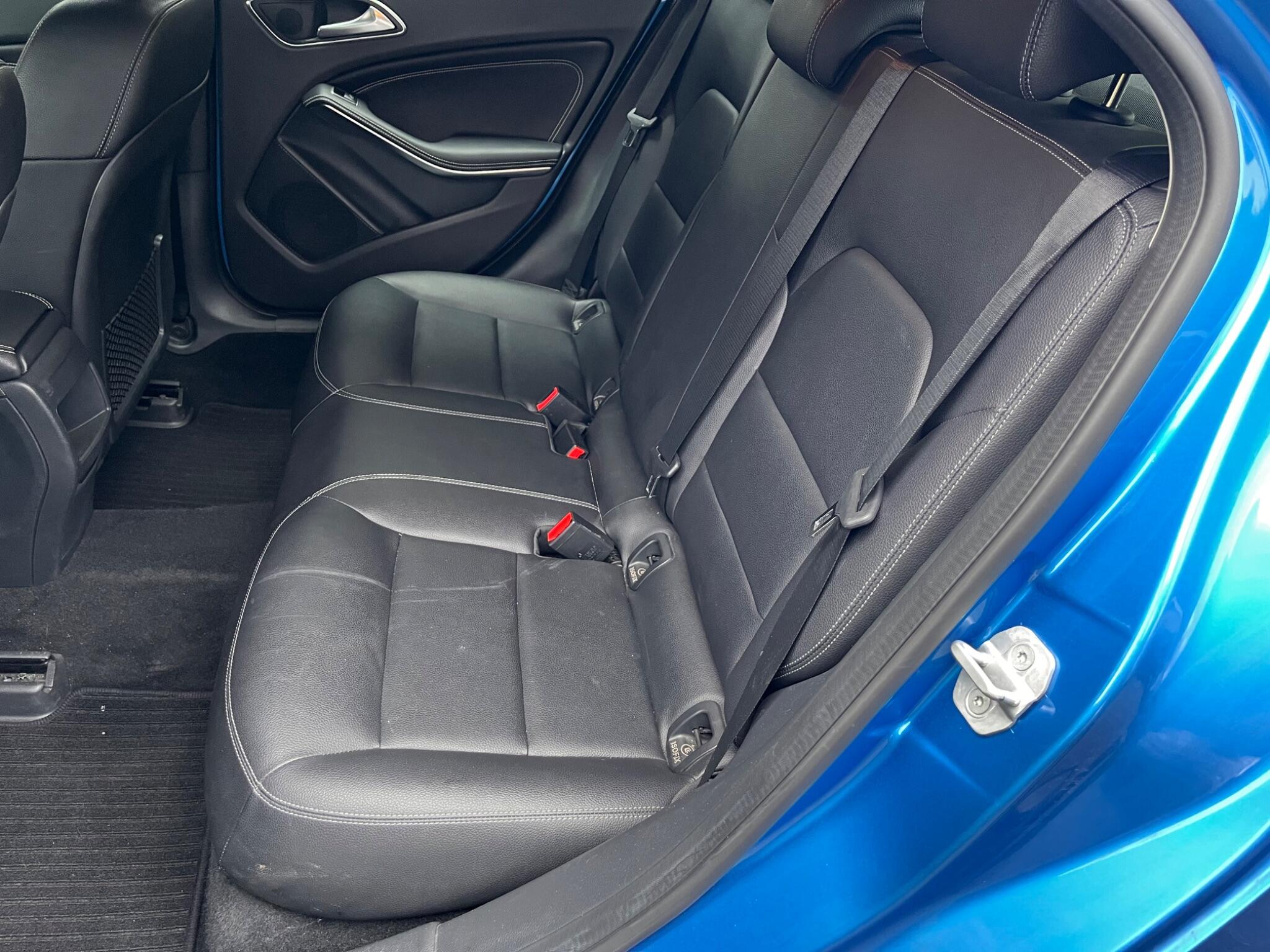 Mercedes-Benz A-Class view 32