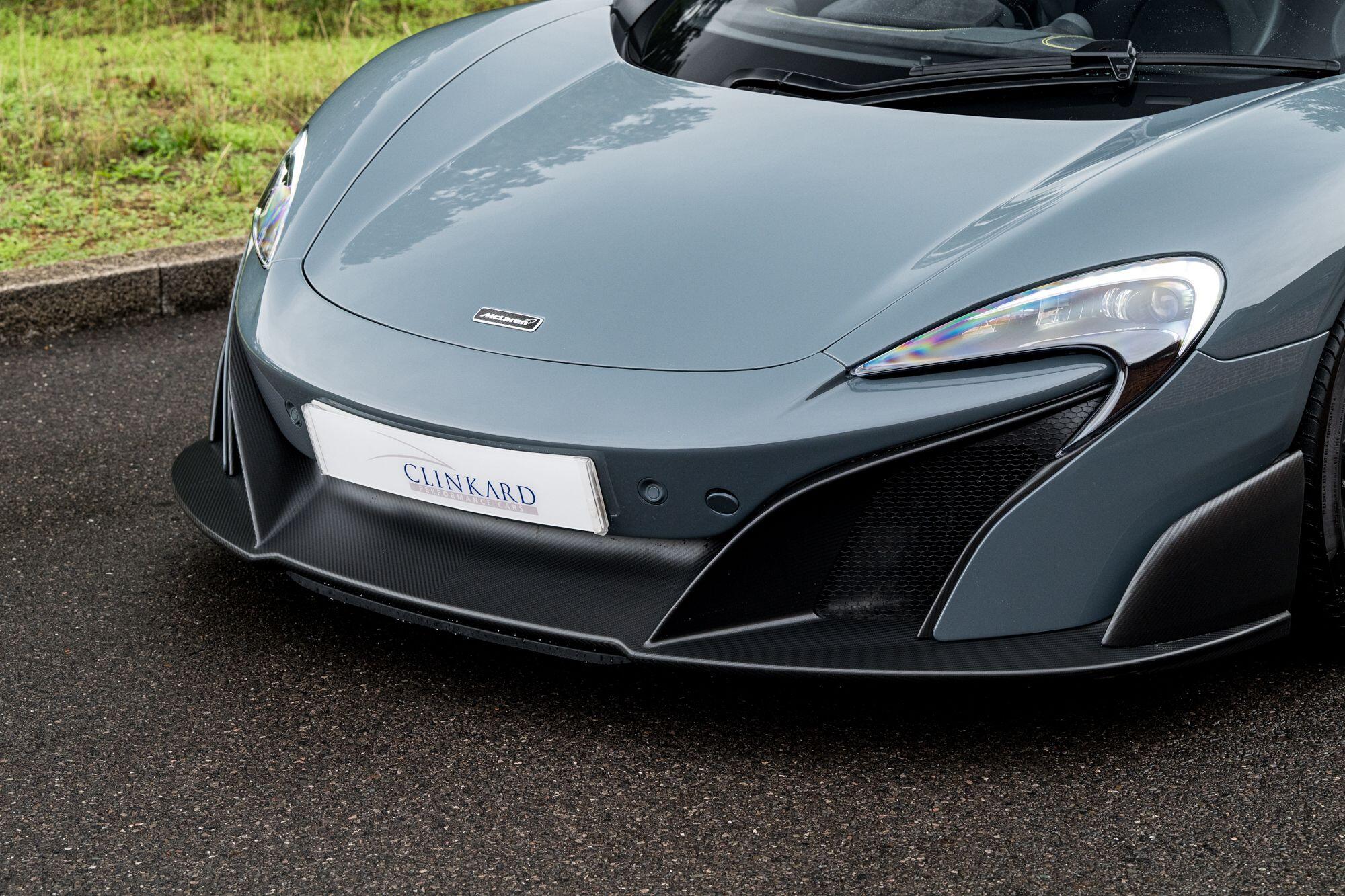 McLaren 675LT view 20