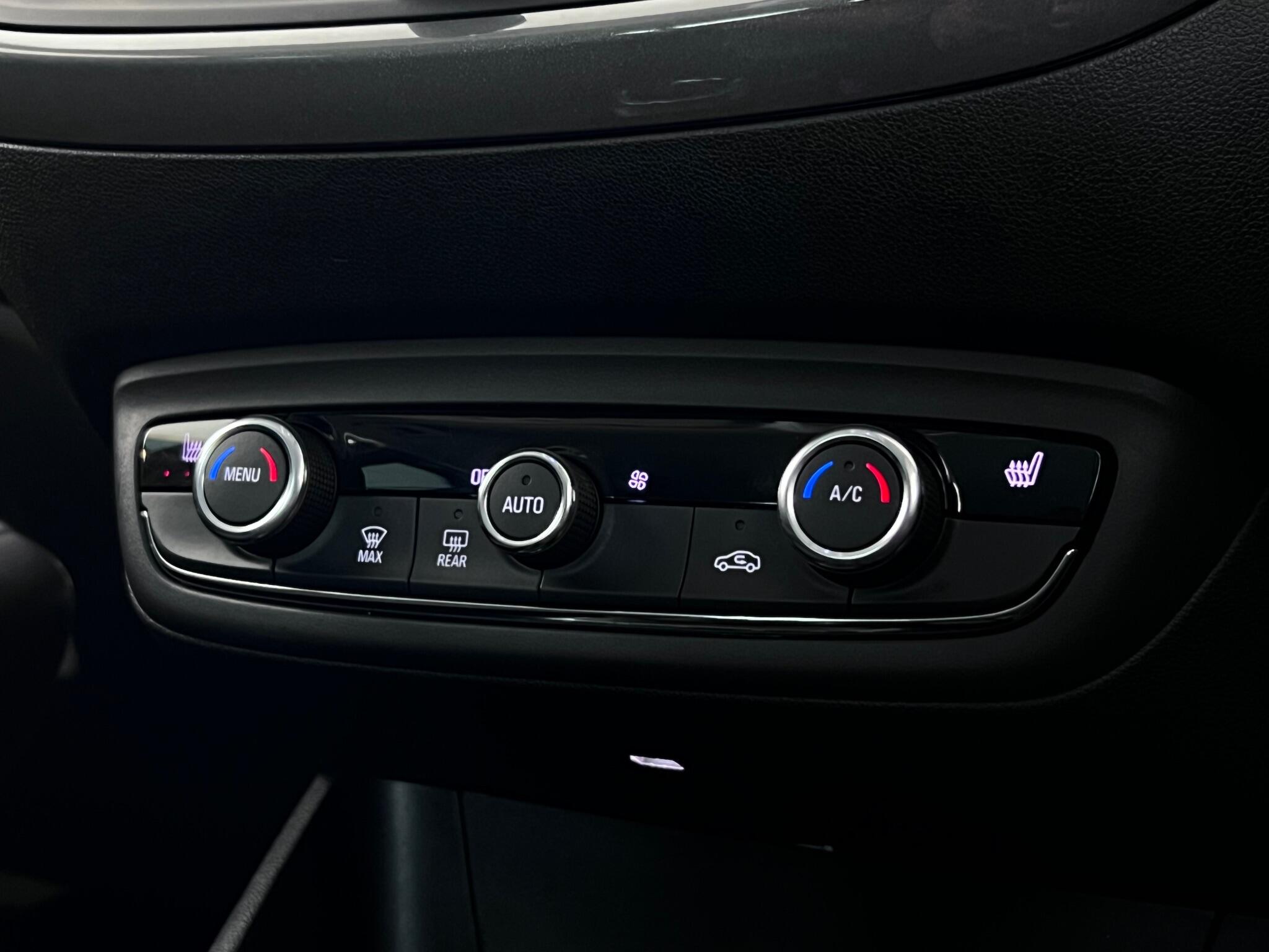 Vauxhall Crossland view 29