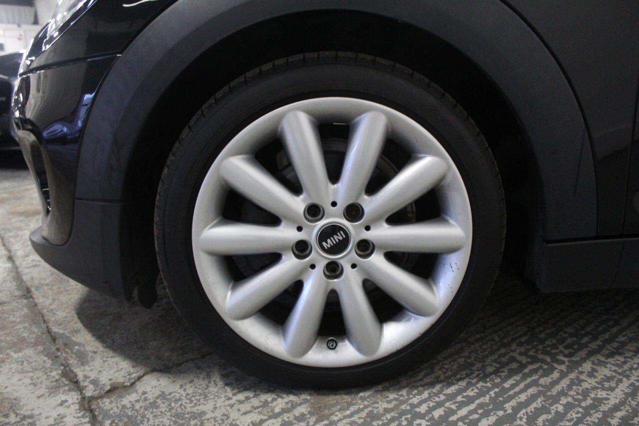 Mini Hatch view 53