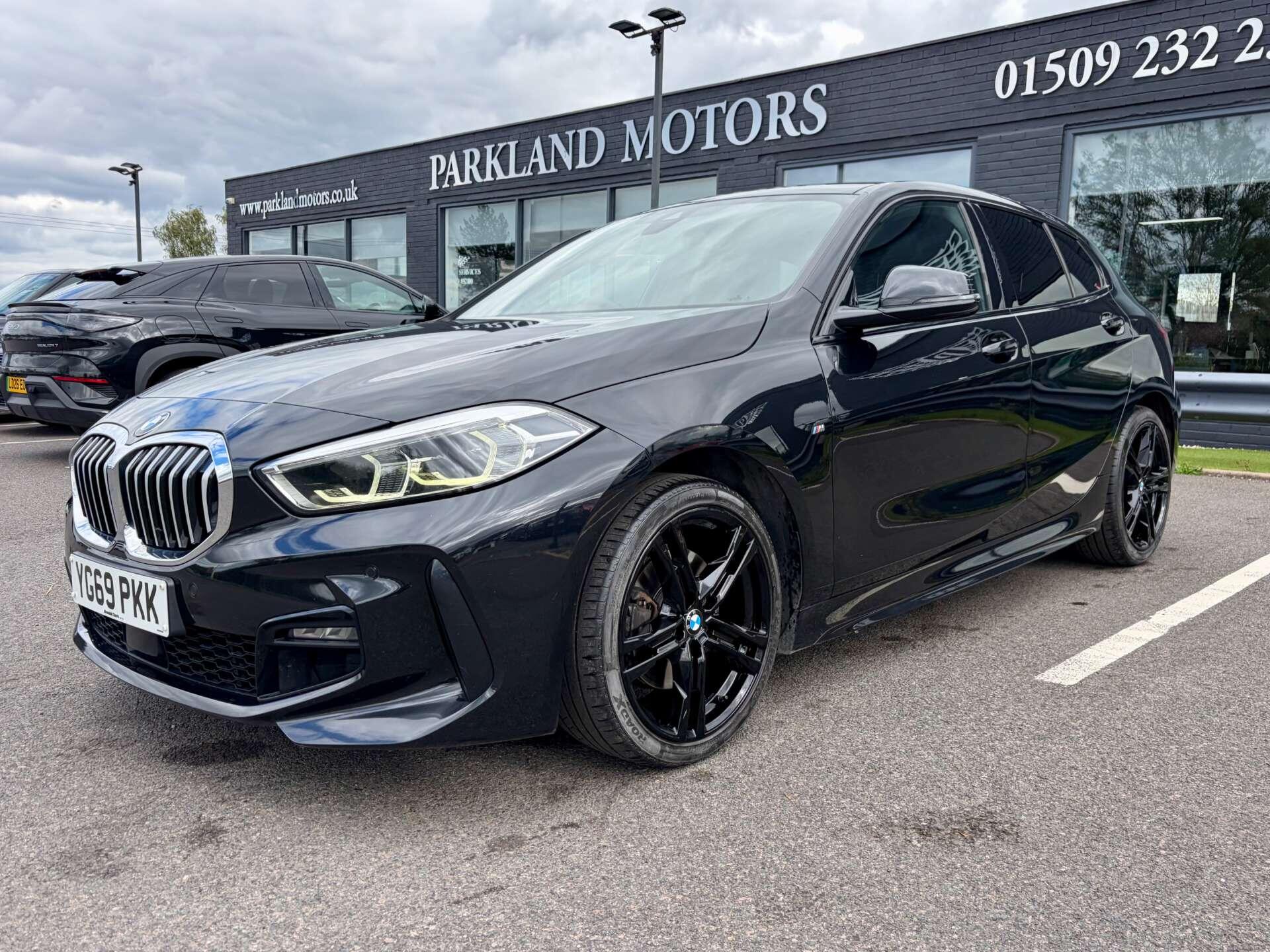 BMW 1 Series view 4