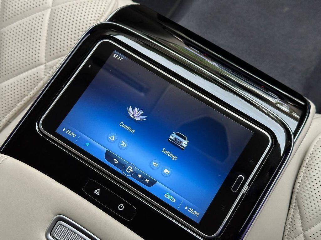 Mercedes-Benz S-Class view 70
