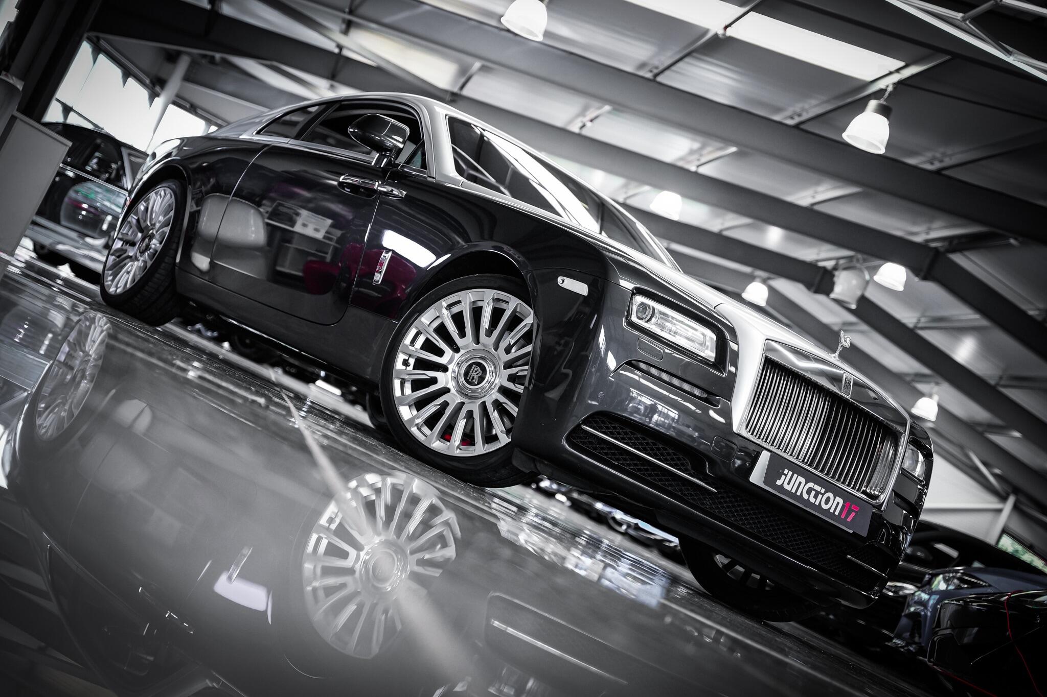 Rolls-Royce Wraith view 10
