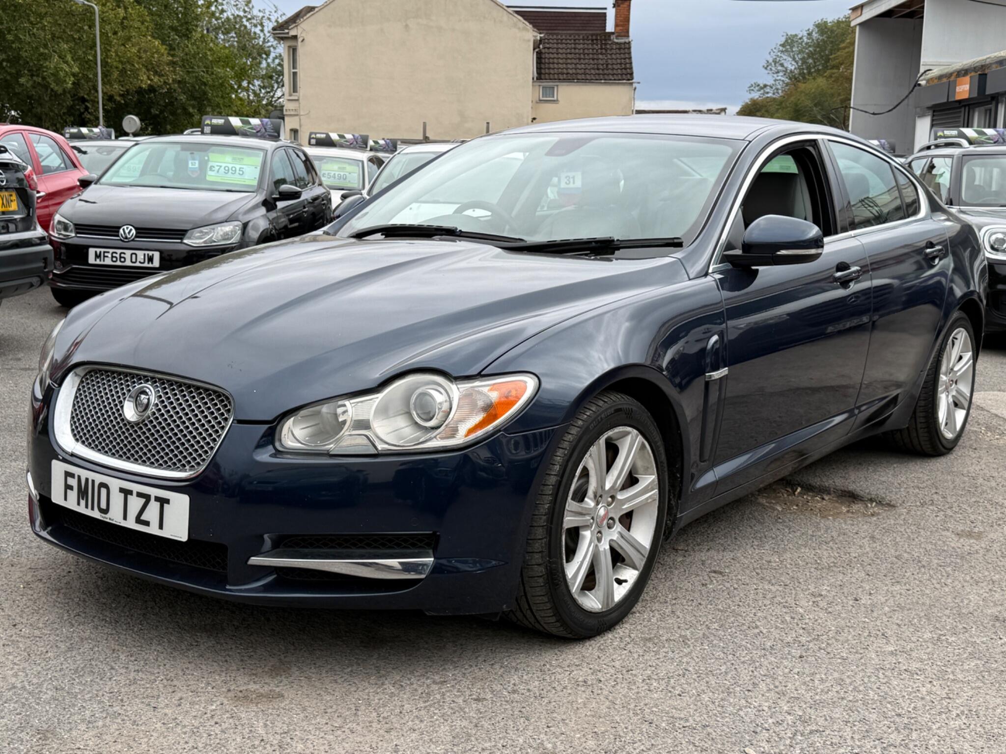 Jaguar XF - Image 8