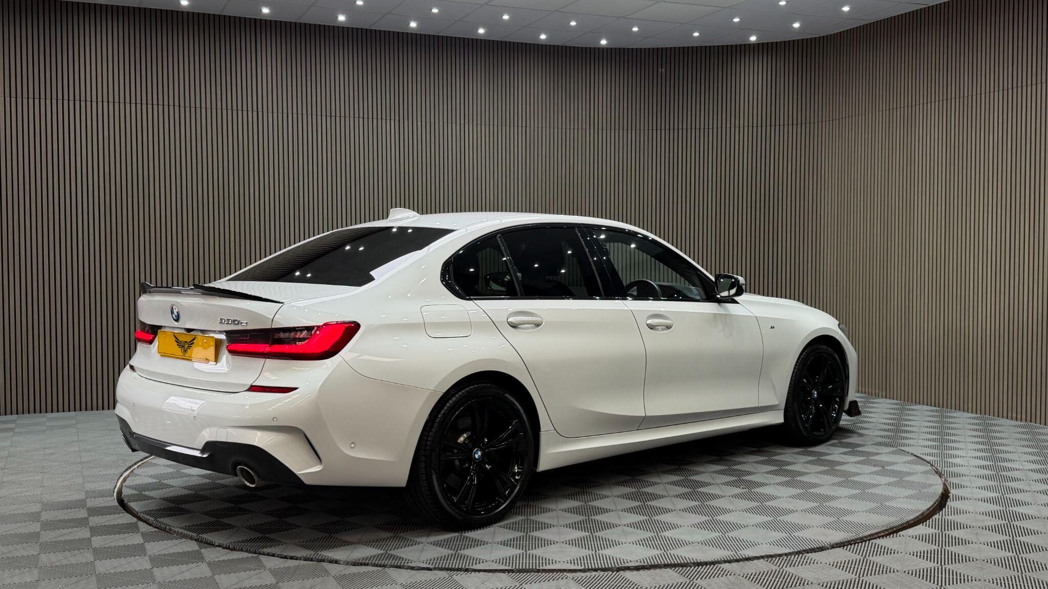 BMW 3 Series view 7