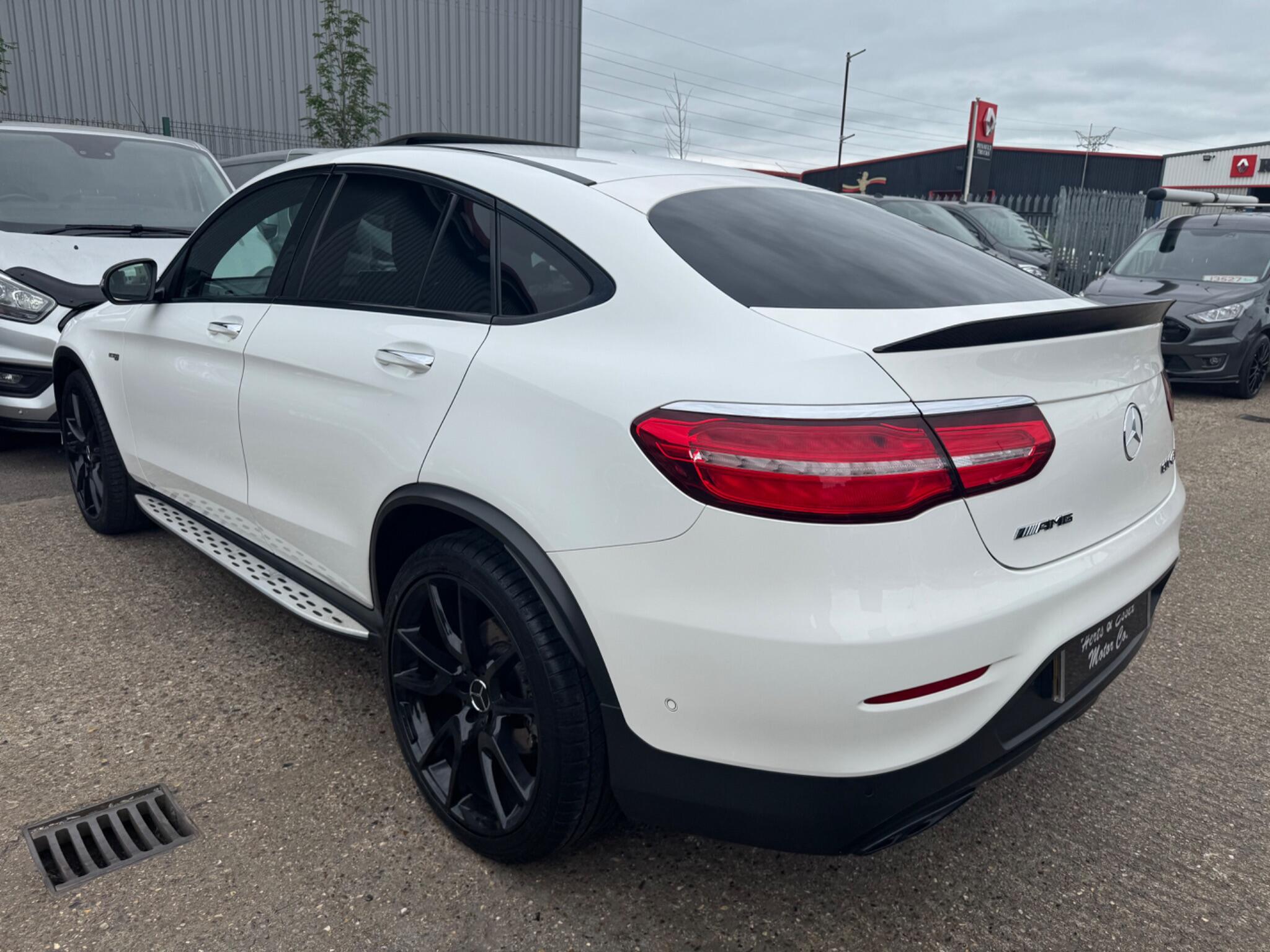 Mercedes-Benz GLC view 4