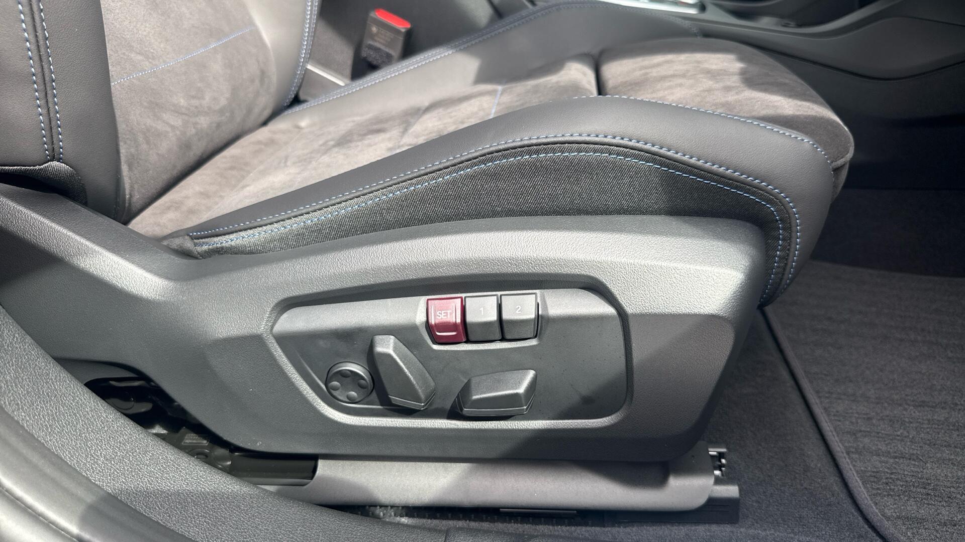 BMW 1 Series view 35