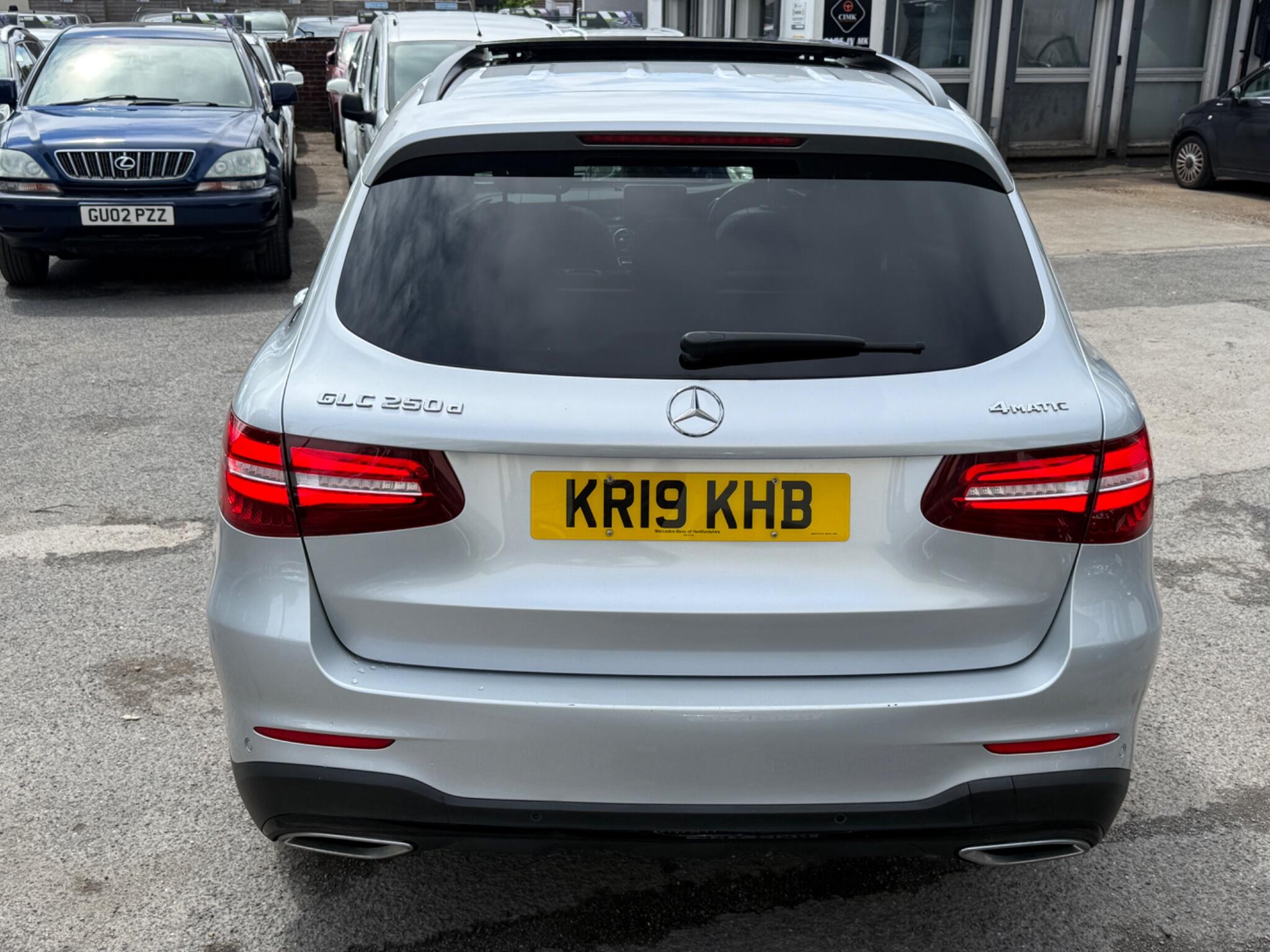 Mercedes-Benz GLC - Image 19