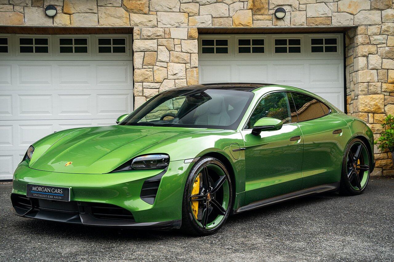 Porsche Taycan view 44