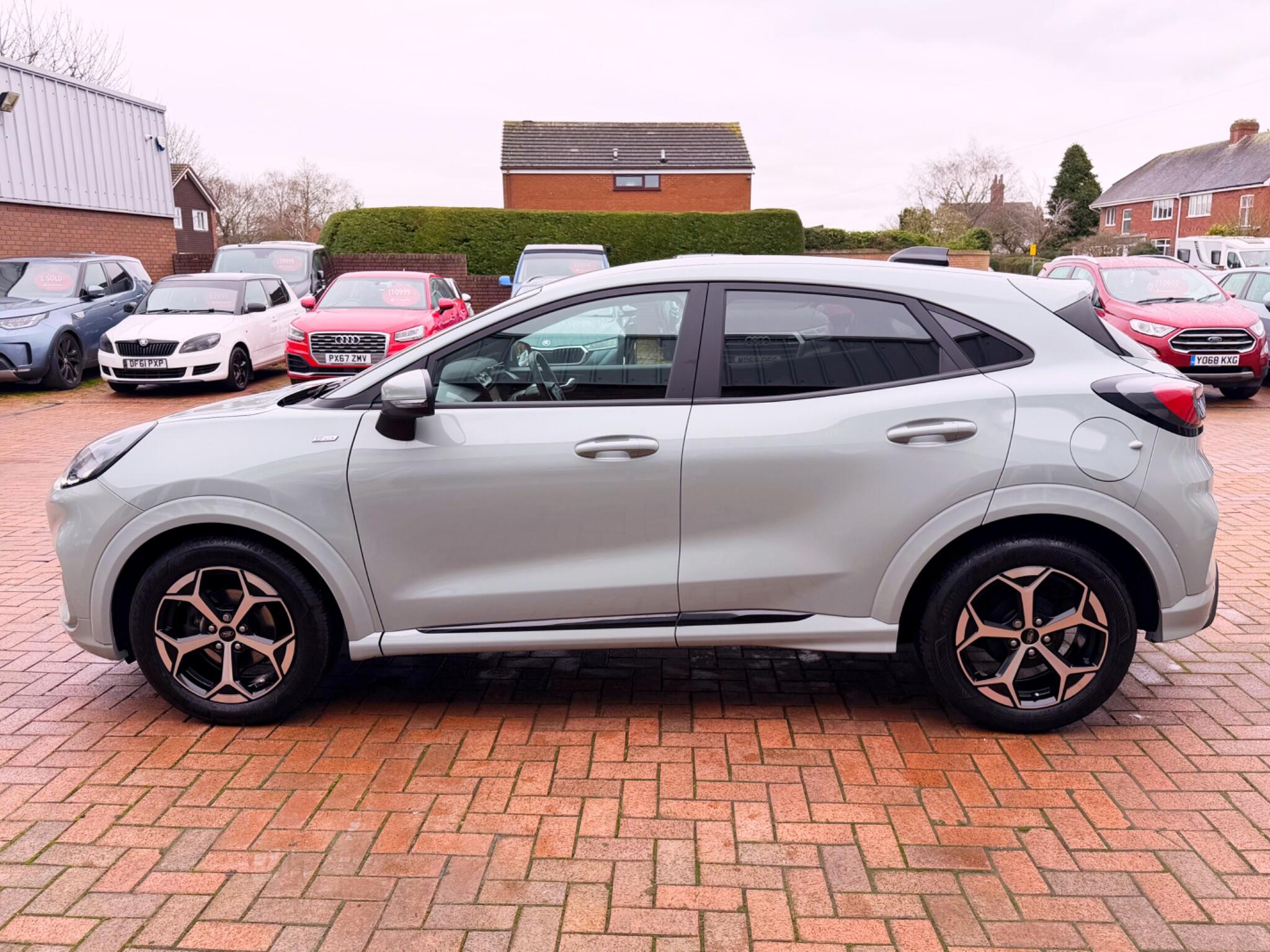 Ford Puma view 32