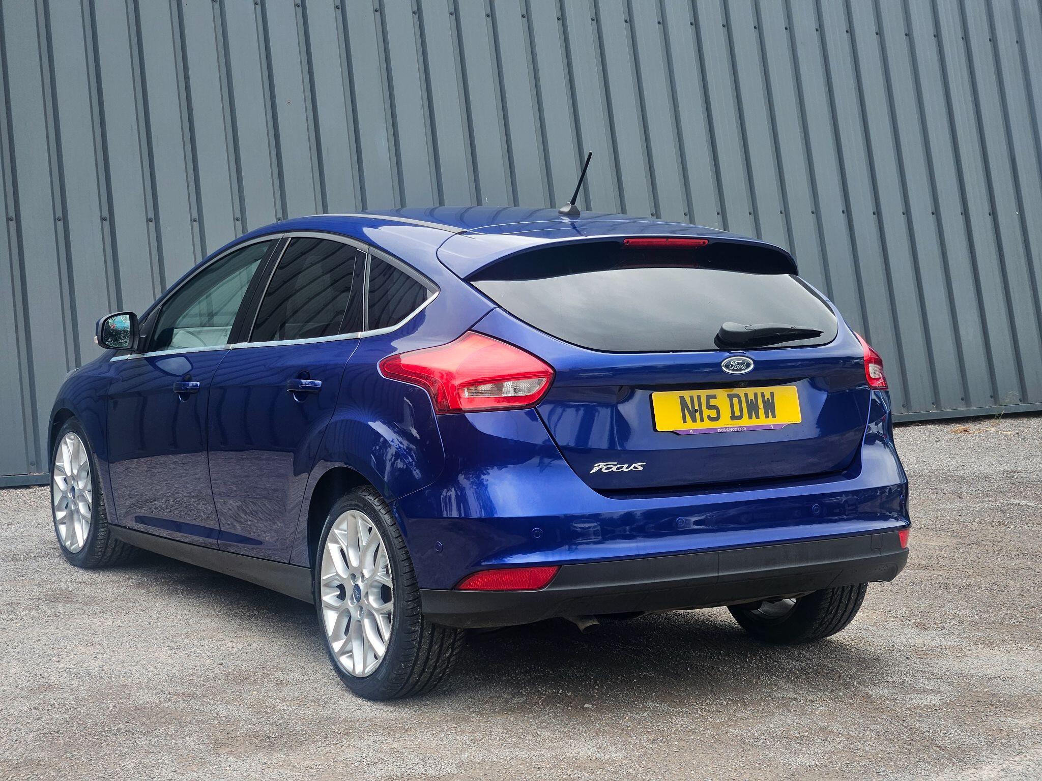 2017 Ford Focus image 13