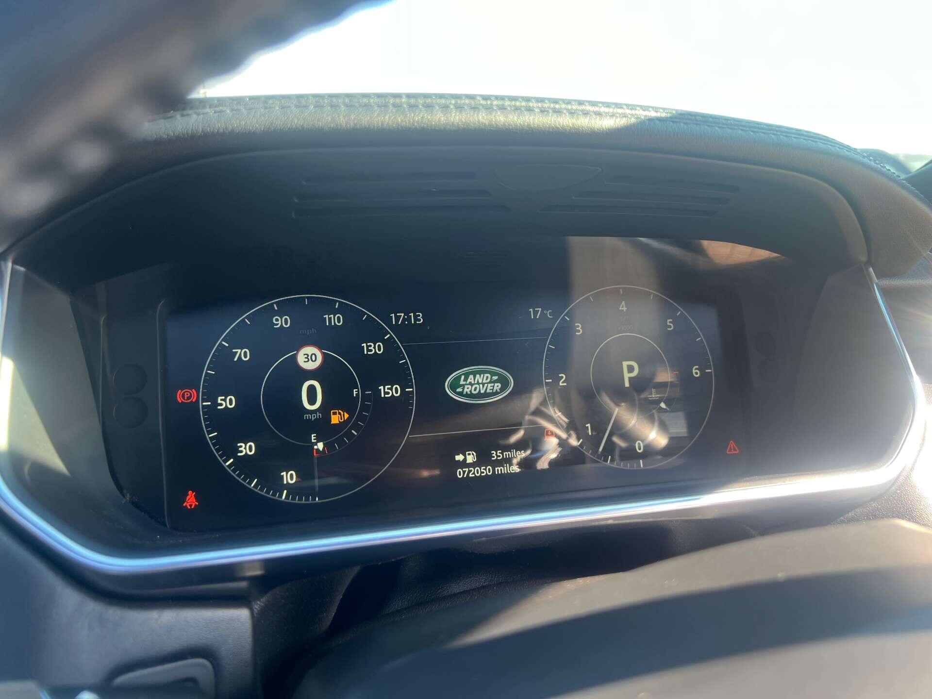 Land Rover Range Rover view 22