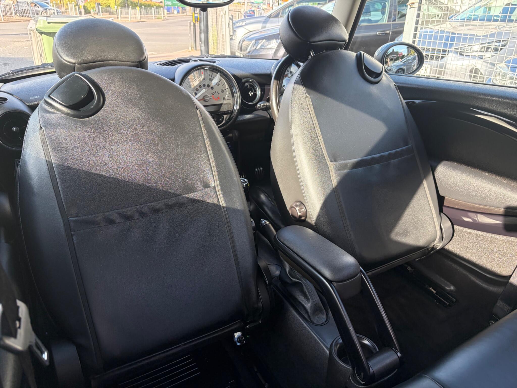 Mini Hatch view 68