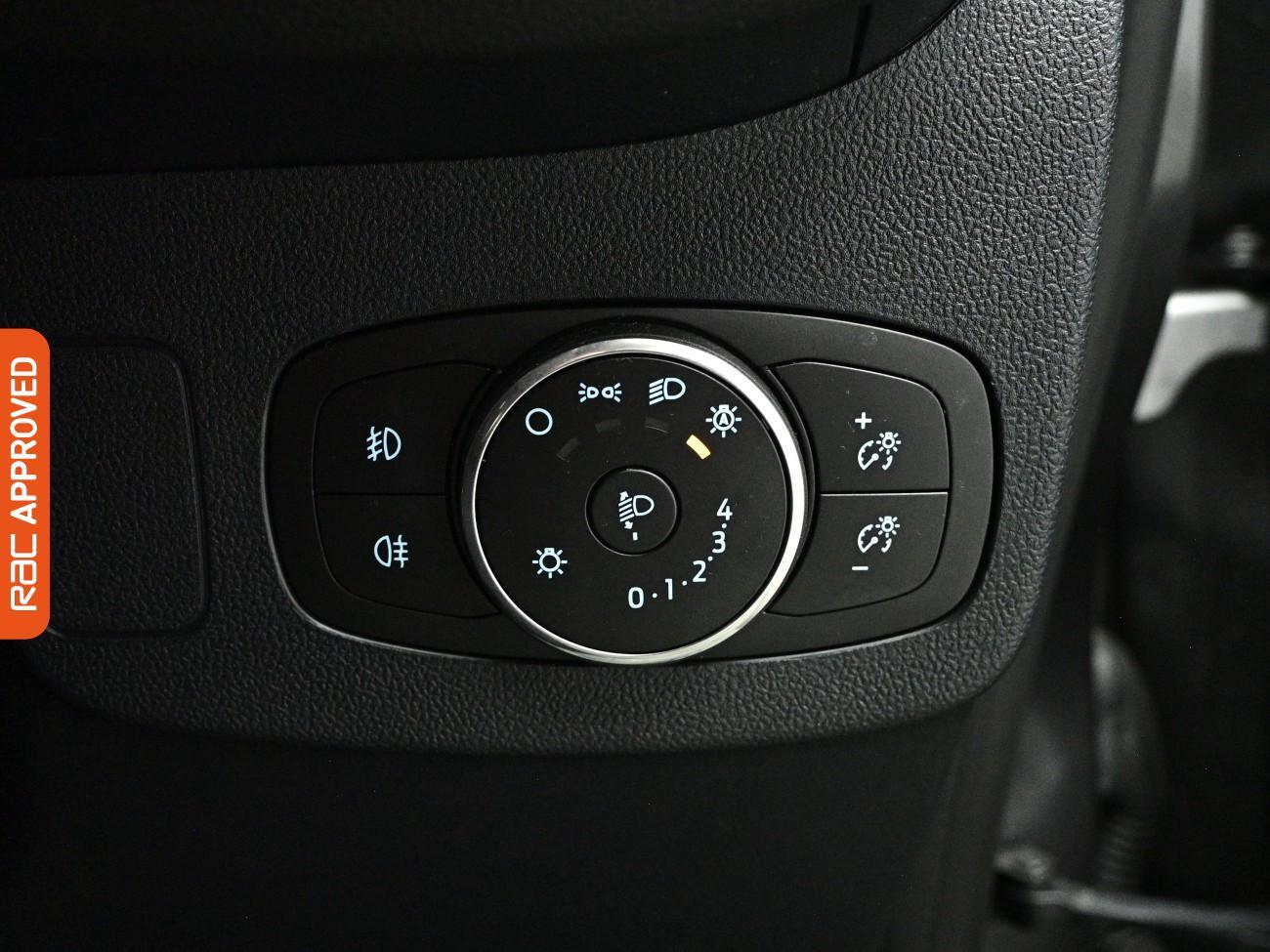 Ford Puma view 23